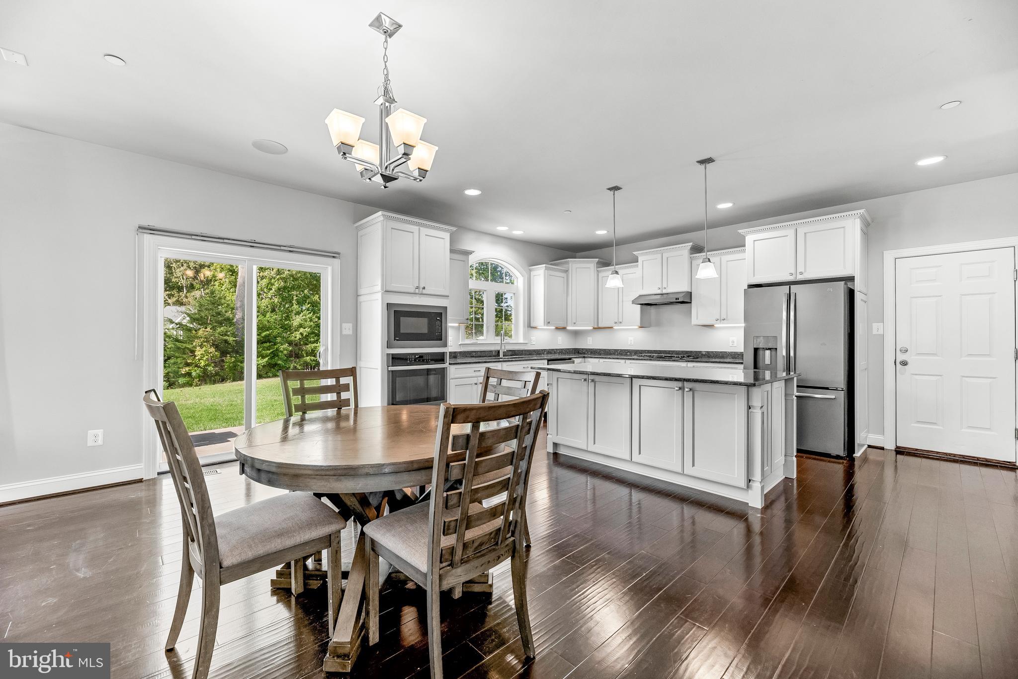 2355 BUNKER HILL COURT