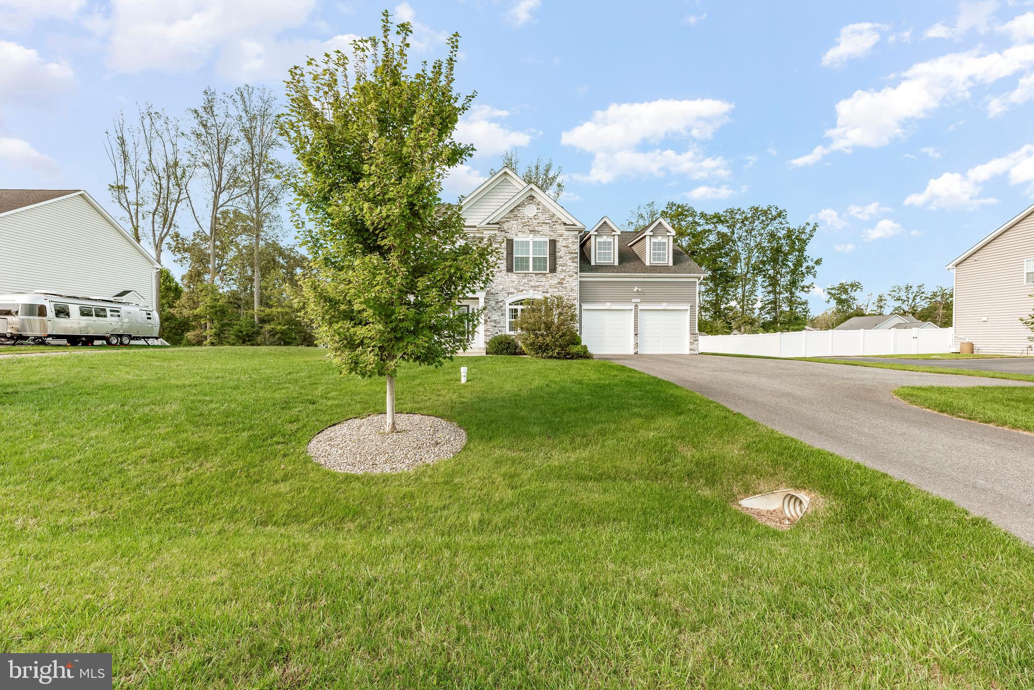 2355 BUNKER HILL COURT