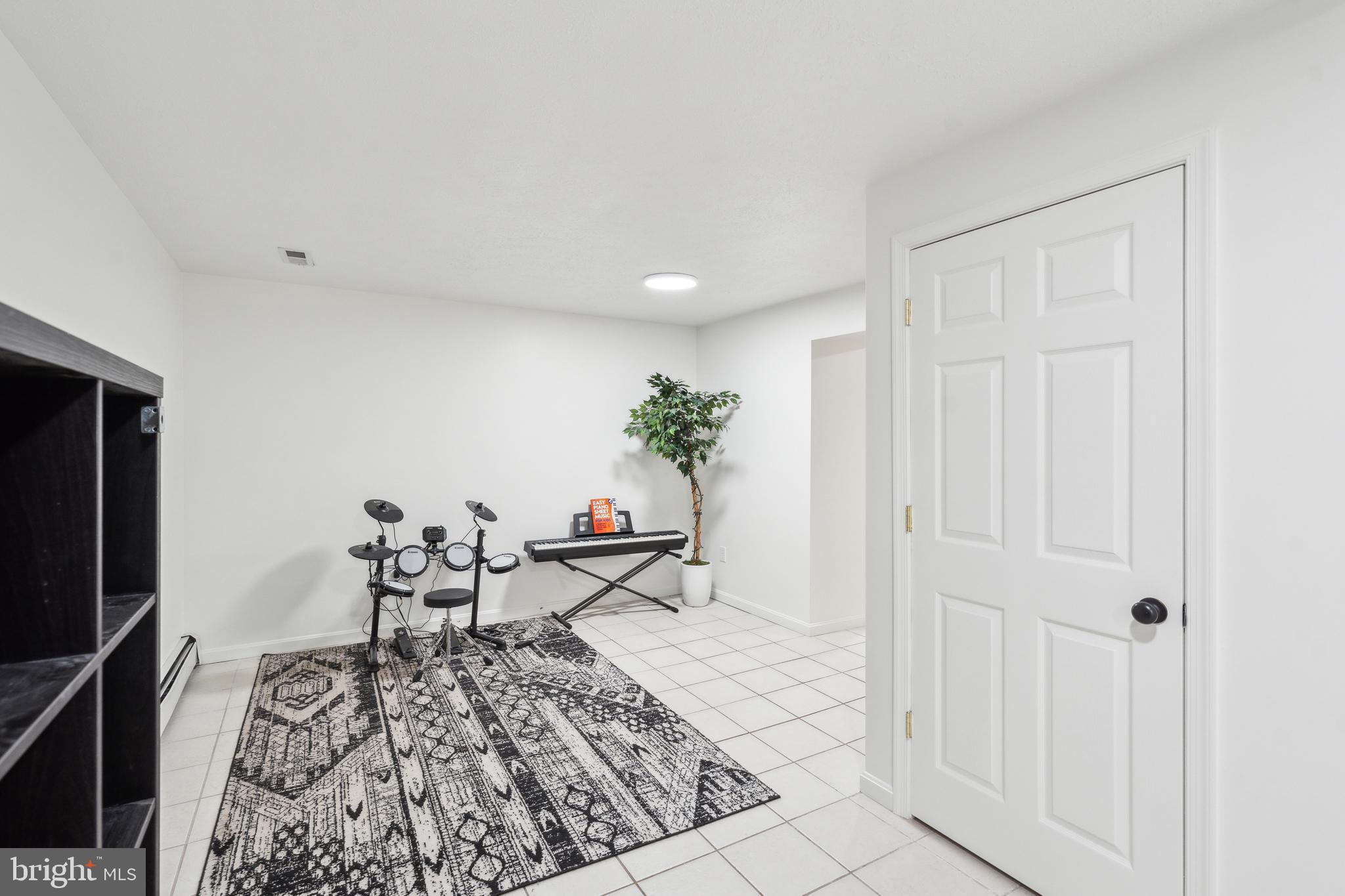 12948 HAUSER COURT