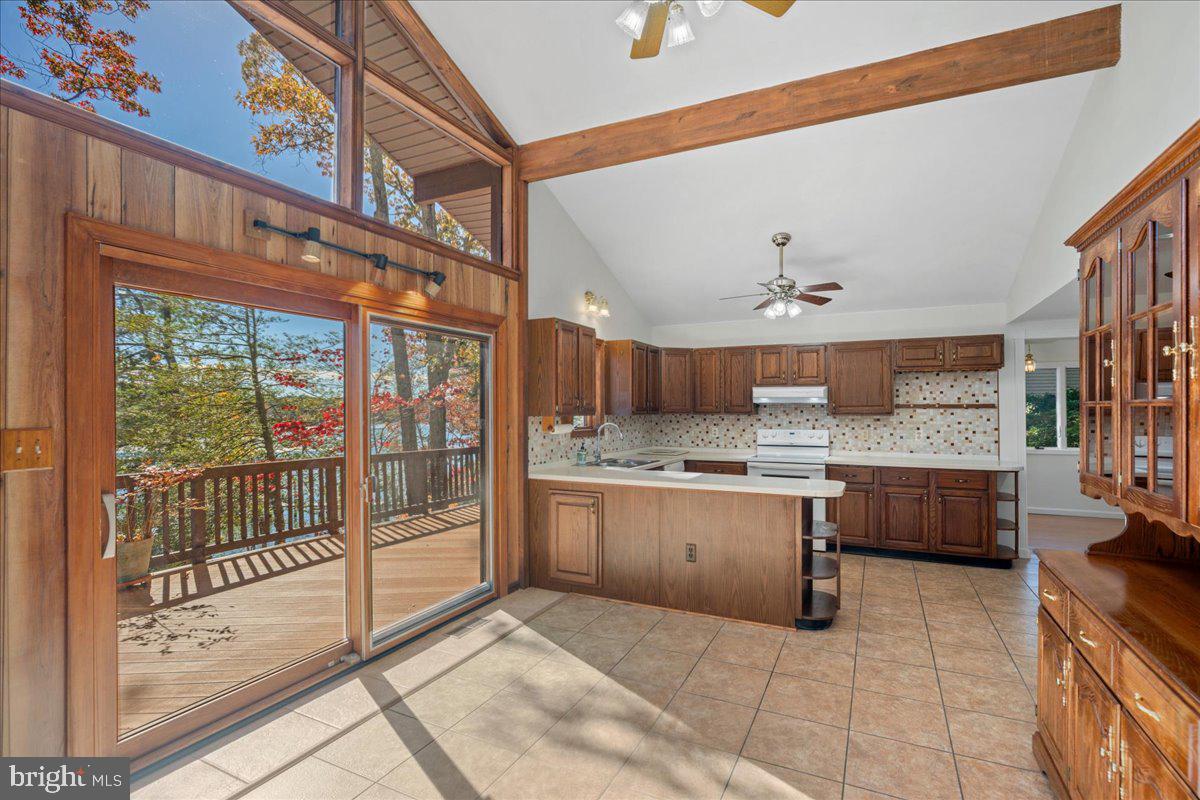 13140 SOUNDINGS ROAD