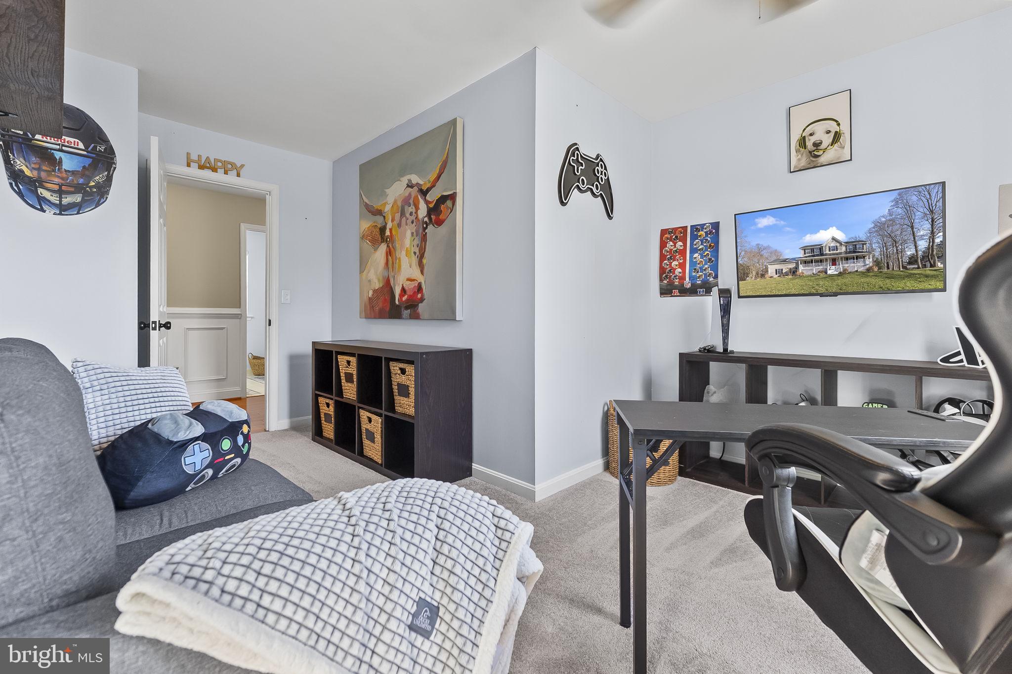 2990 HOLLAND DRIVE