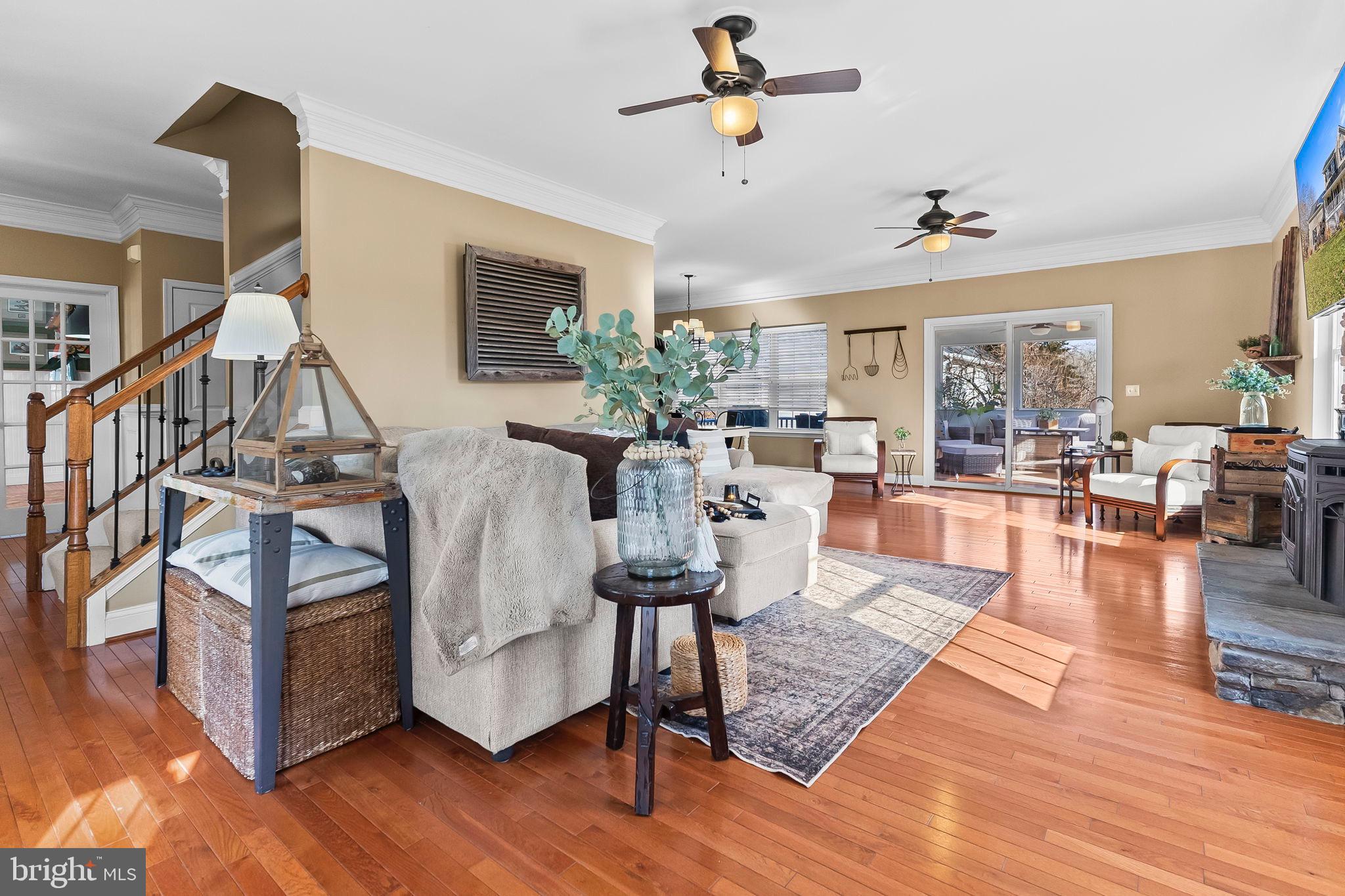 2990 HOLLAND DRIVE