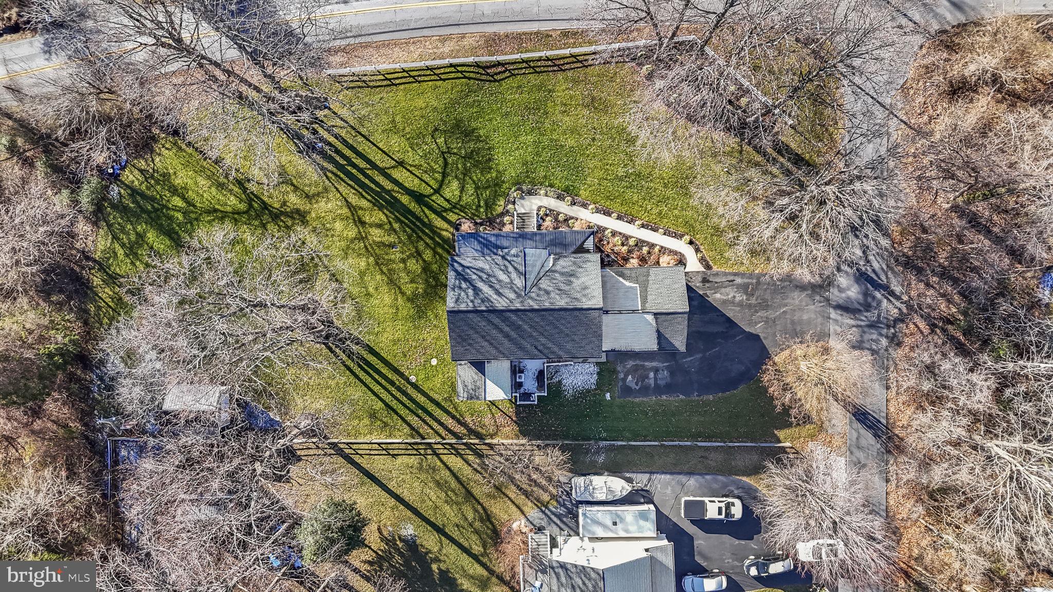 2990 HOLLAND DRIVE