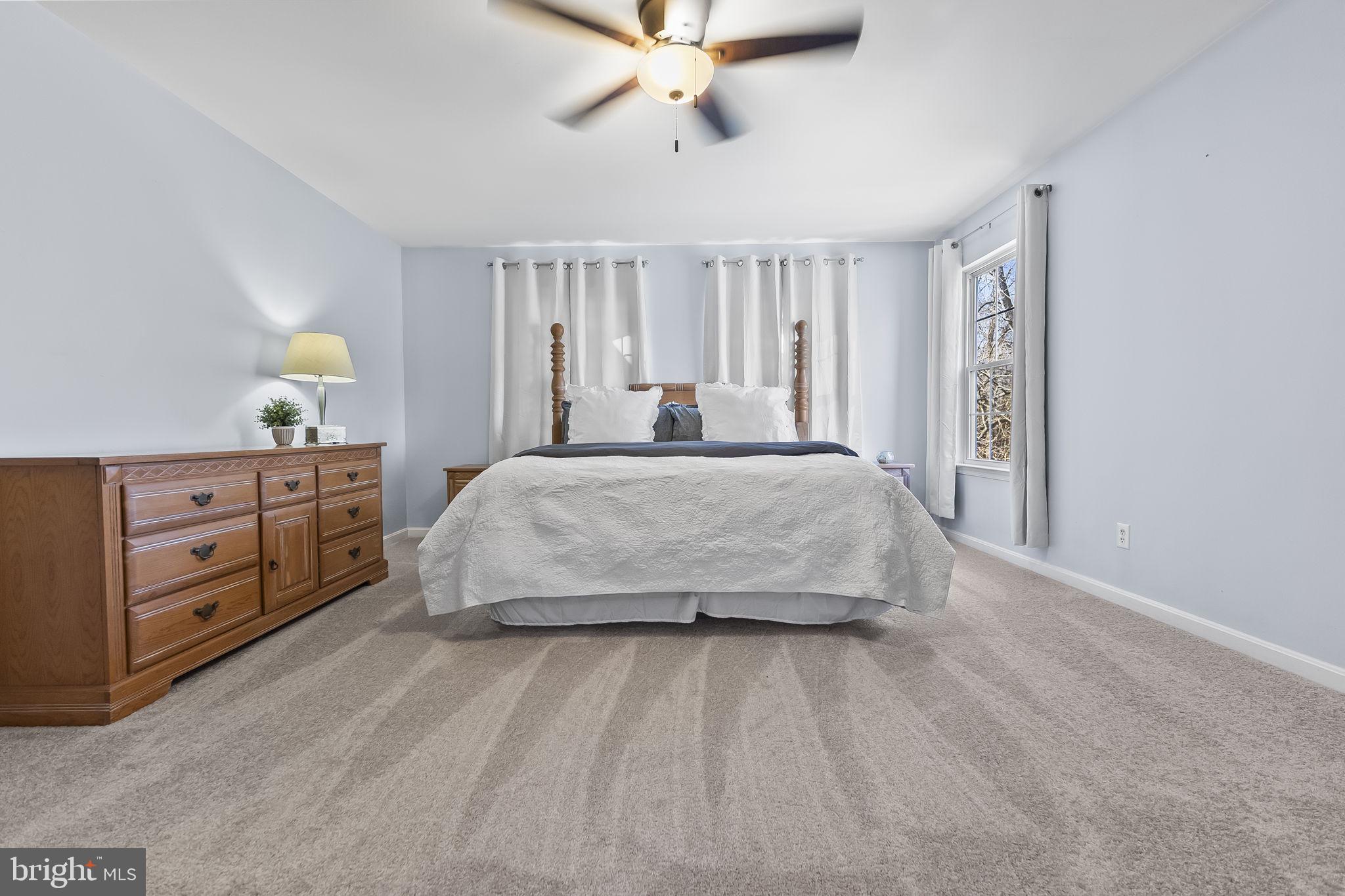 2990 HOLLAND DRIVE