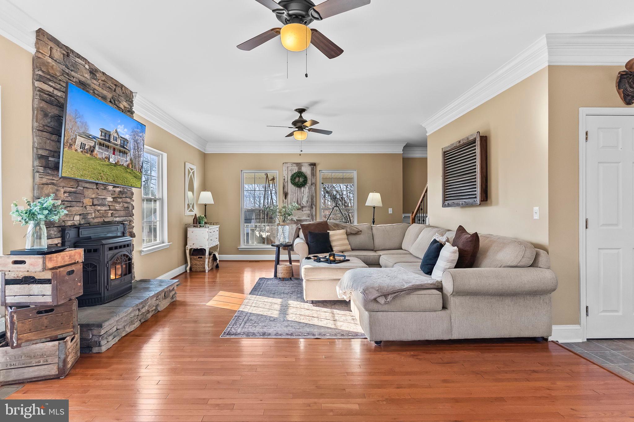 2990 HOLLAND DRIVE