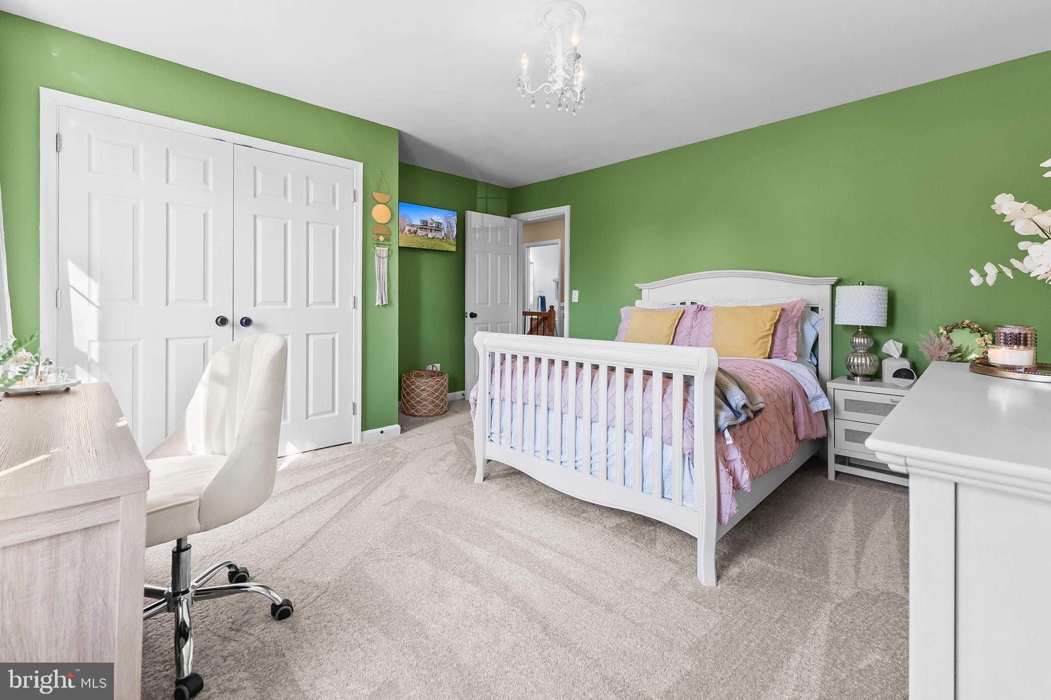 2990 HOLLAND DRIVE