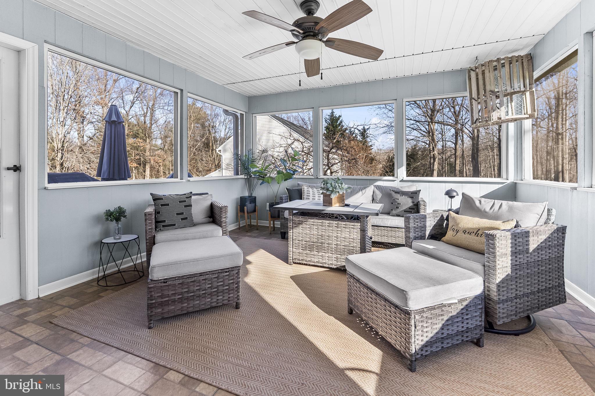 2990 HOLLAND DRIVE