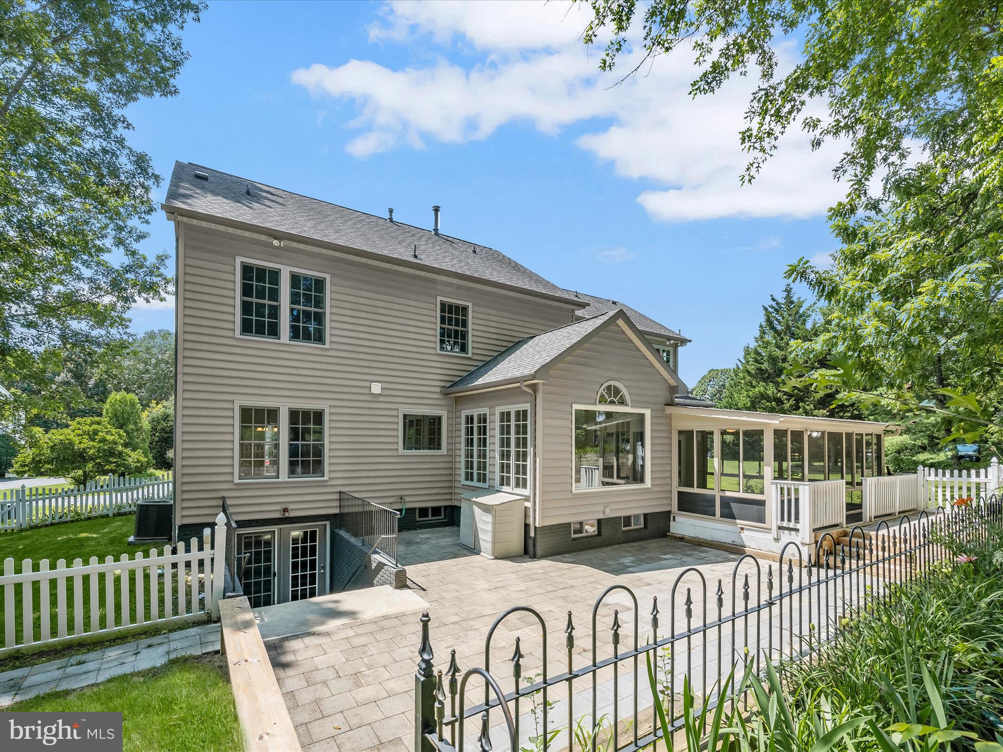 11025 GAITHER HUNT LANE