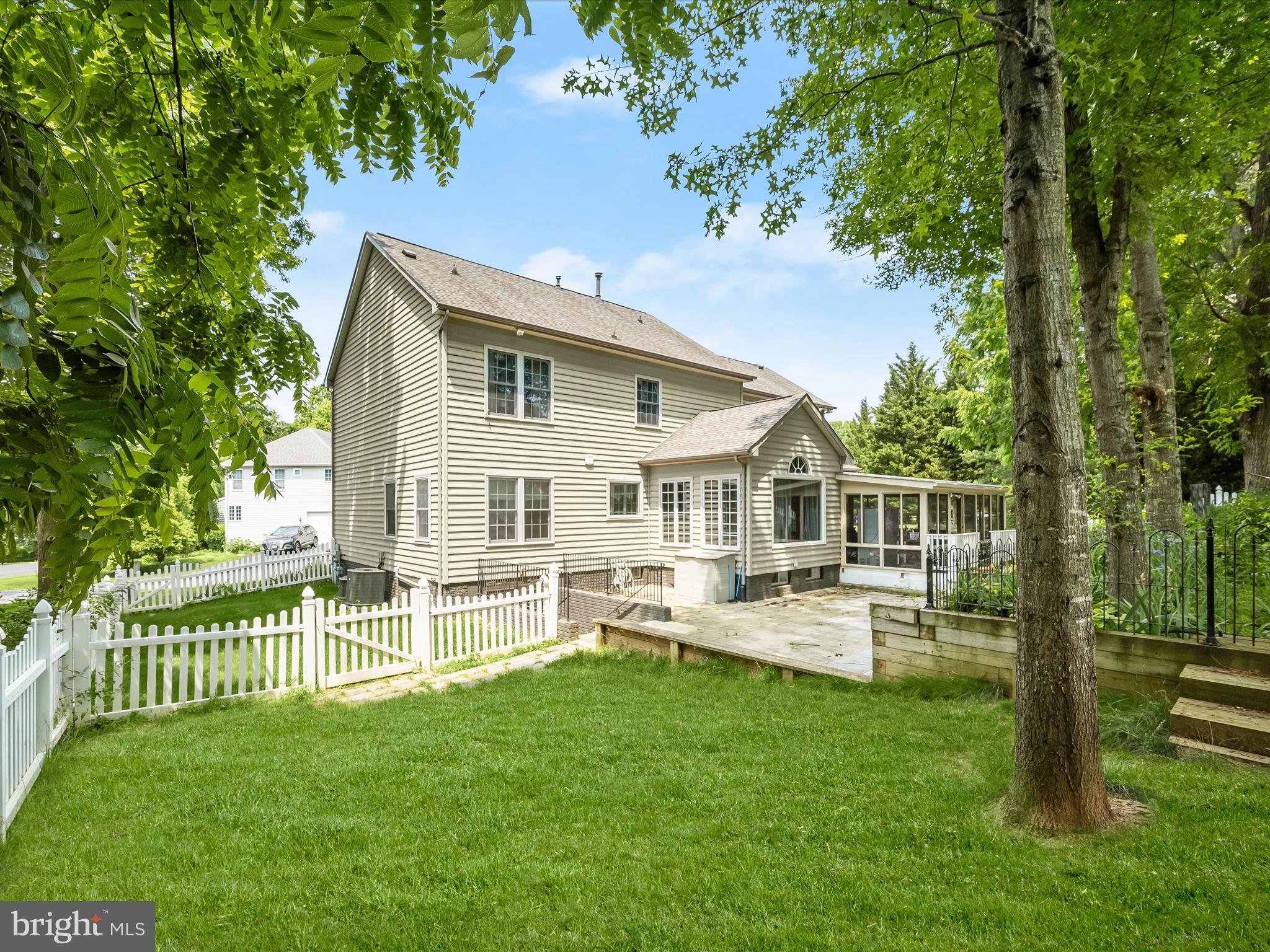 11025 GAITHER HUNT LANE