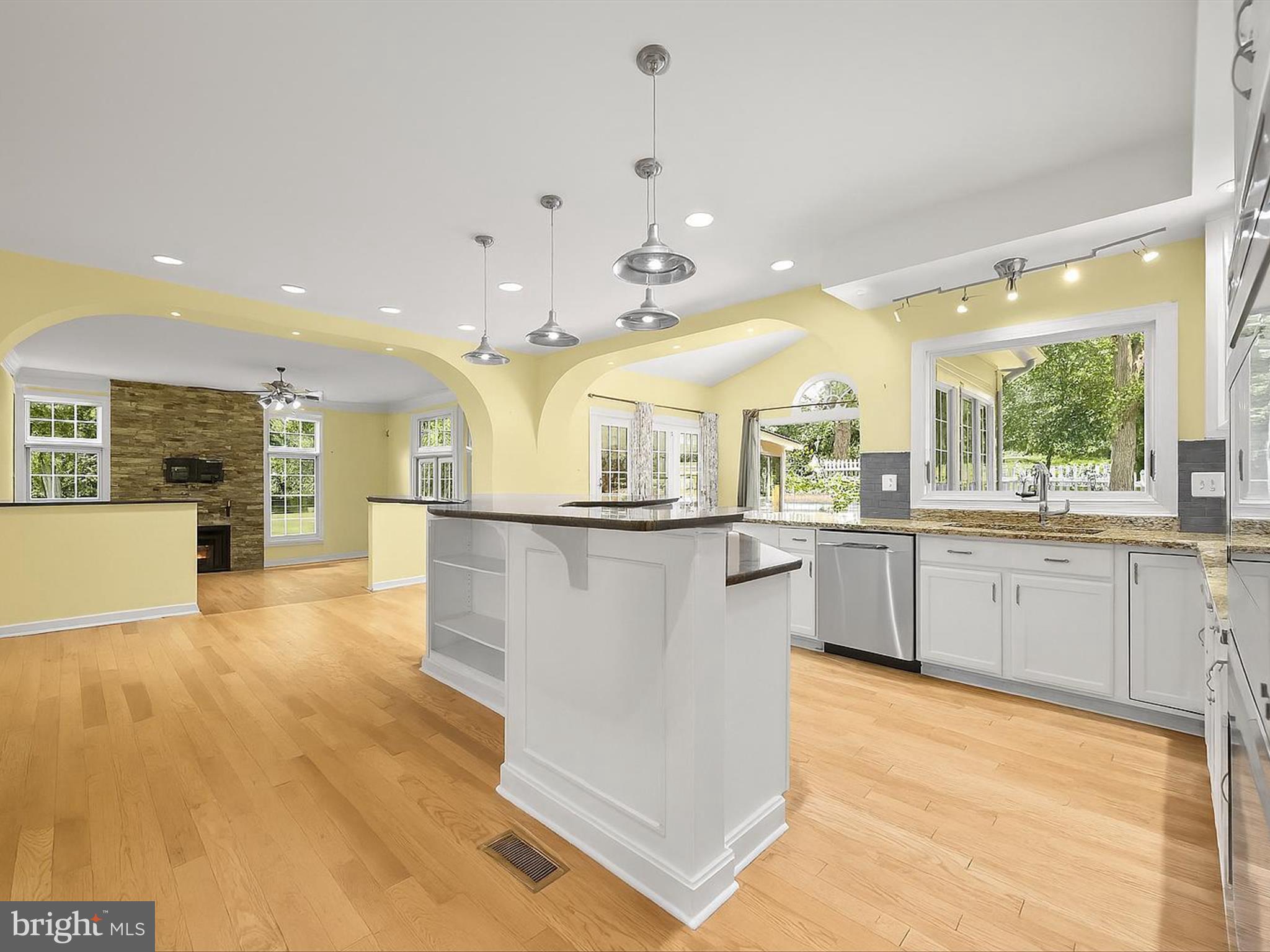 11025 GAITHER HUNT LANE