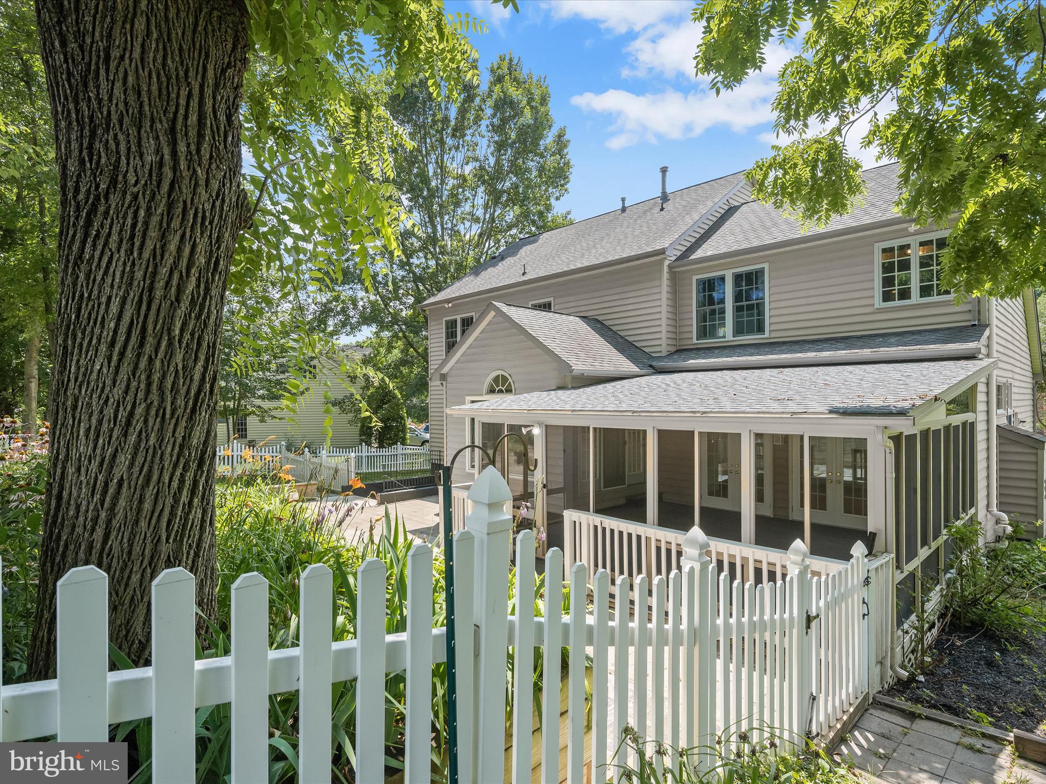 11025 GAITHER HUNT LANE