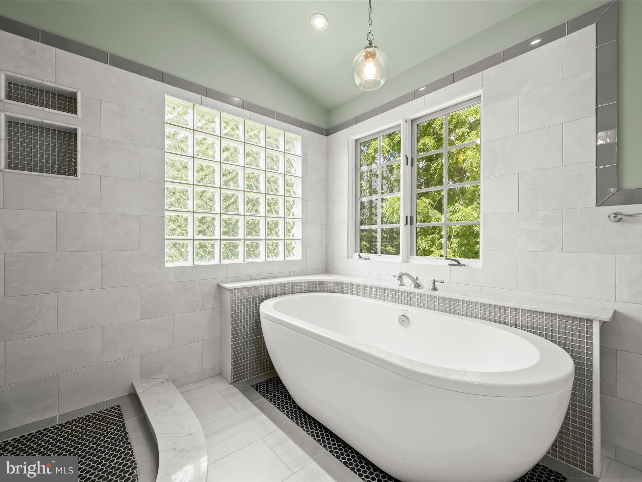 11025 GAITHER HUNT LANE