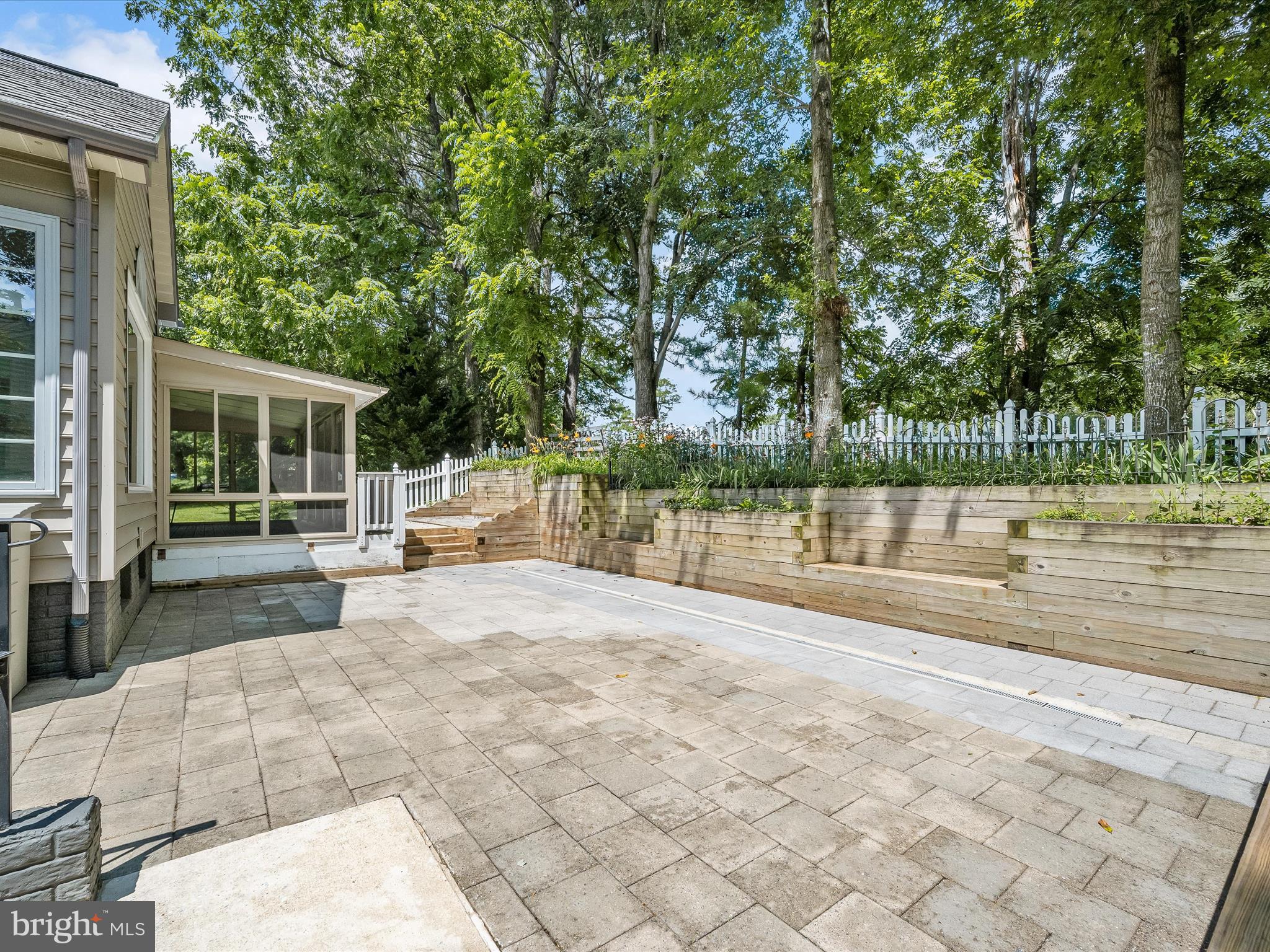 11025 GAITHER HUNT LANE