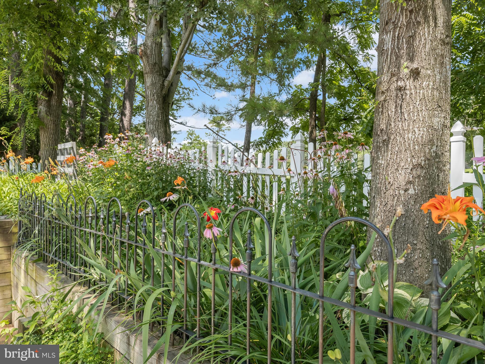 11025 GAITHER HUNT LANE