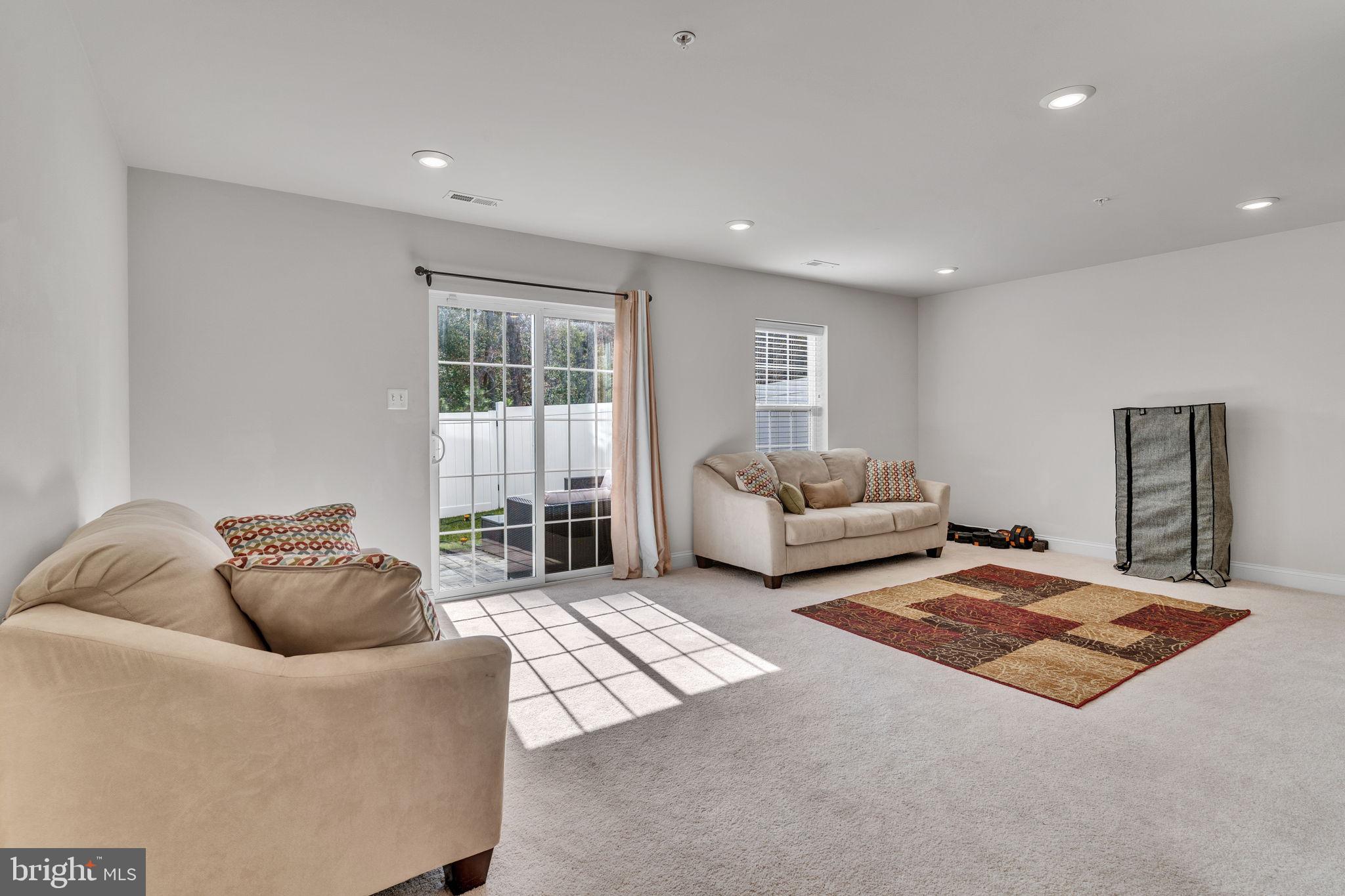 23834 MYRTLE GLEN WAY