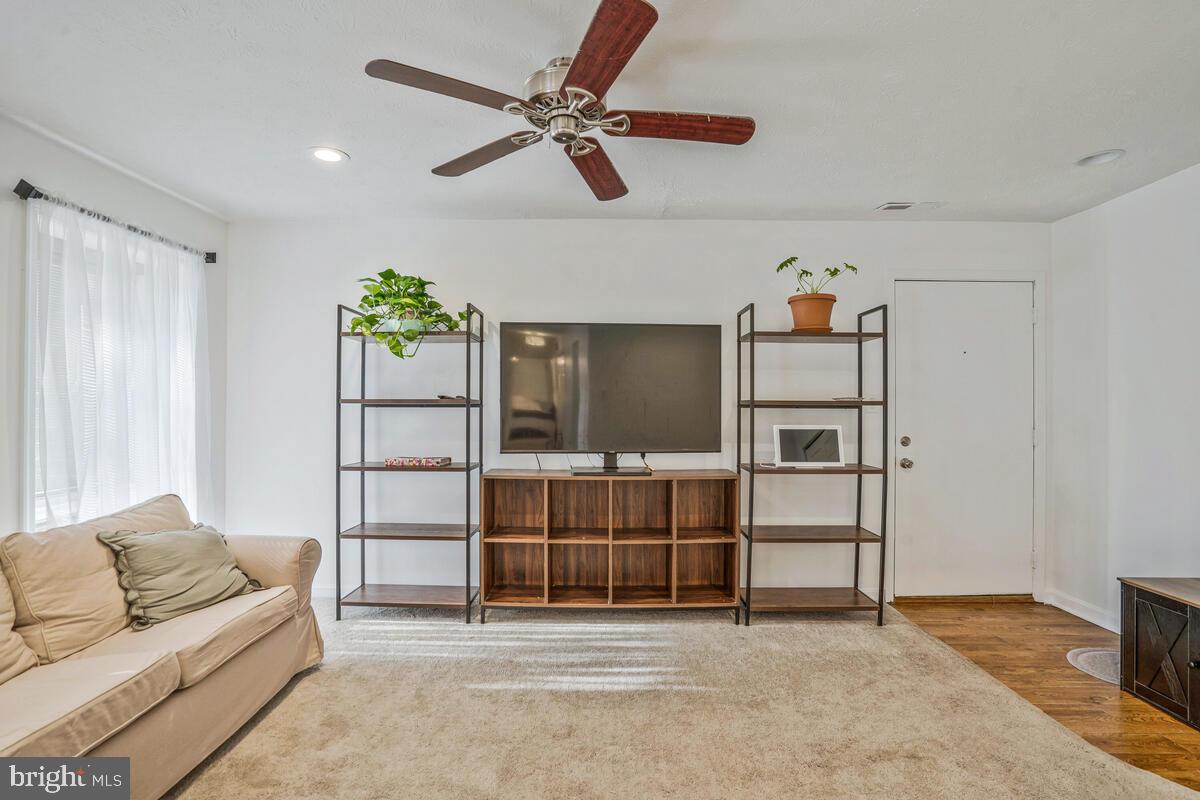 23242 CHESTNUT OAK COURT 10E