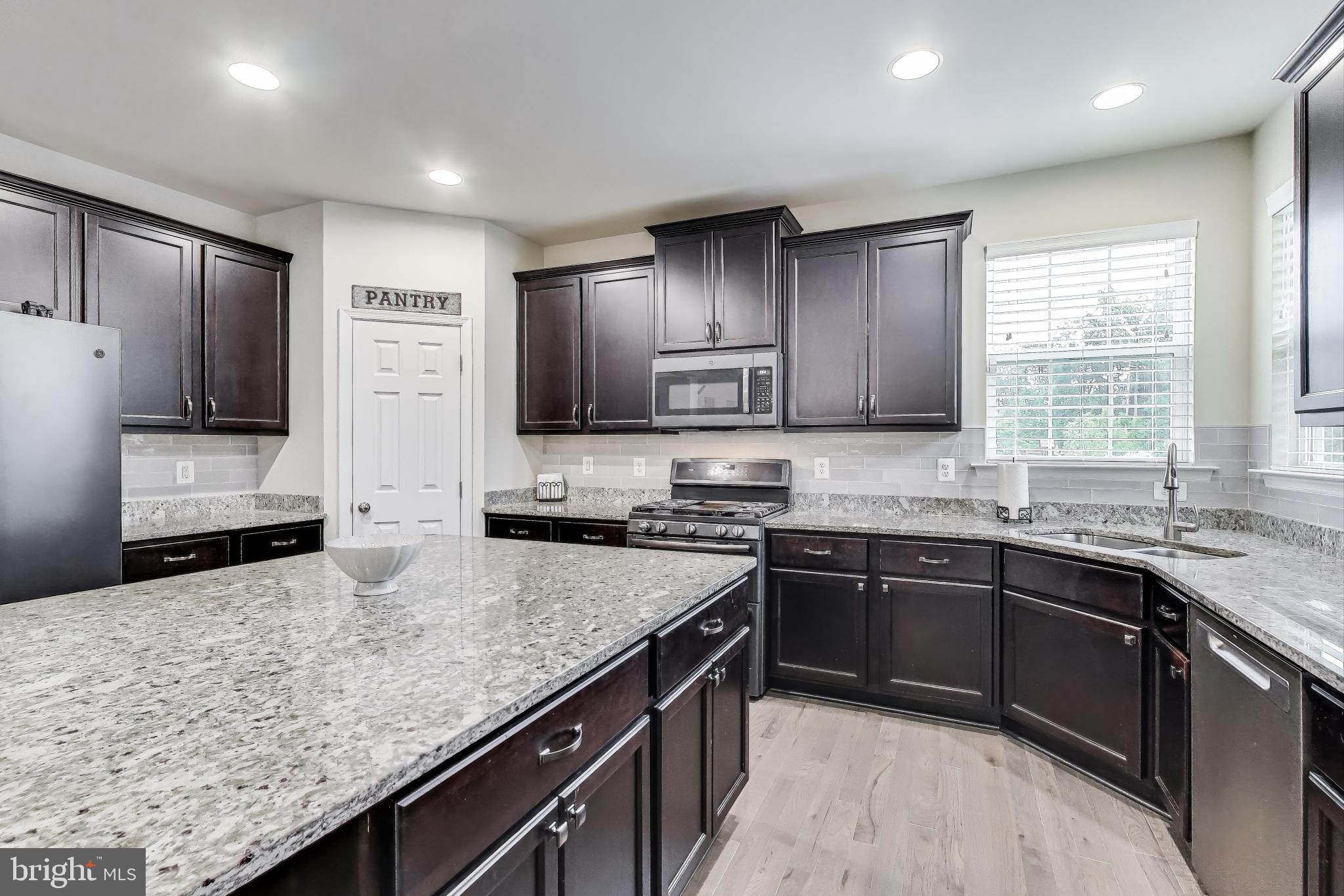 45189 WOODHAVEN DRIVE