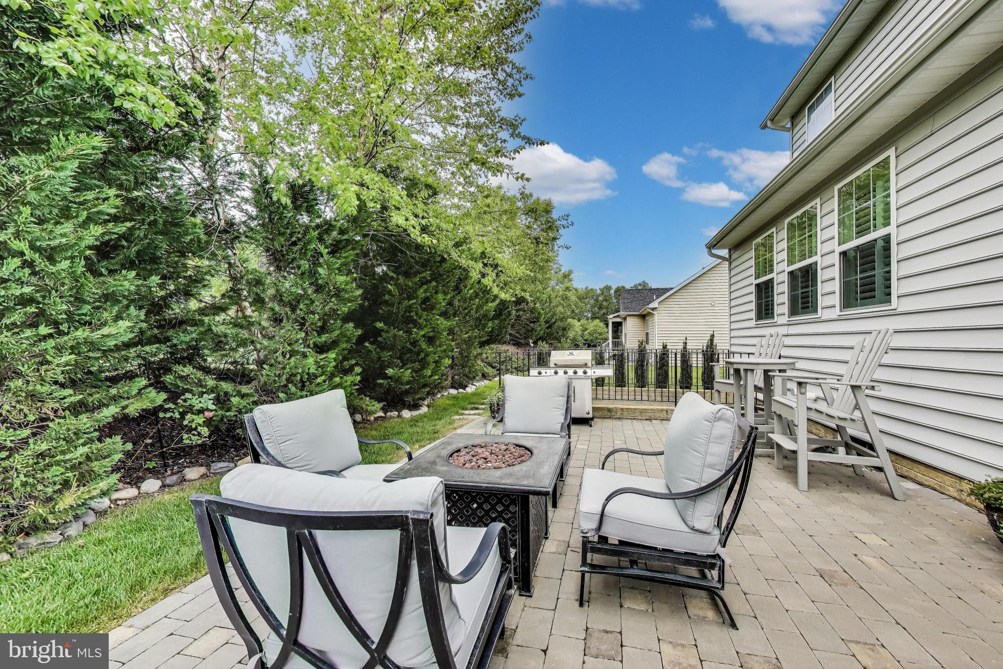 45189 WOODHAVEN DRIVE