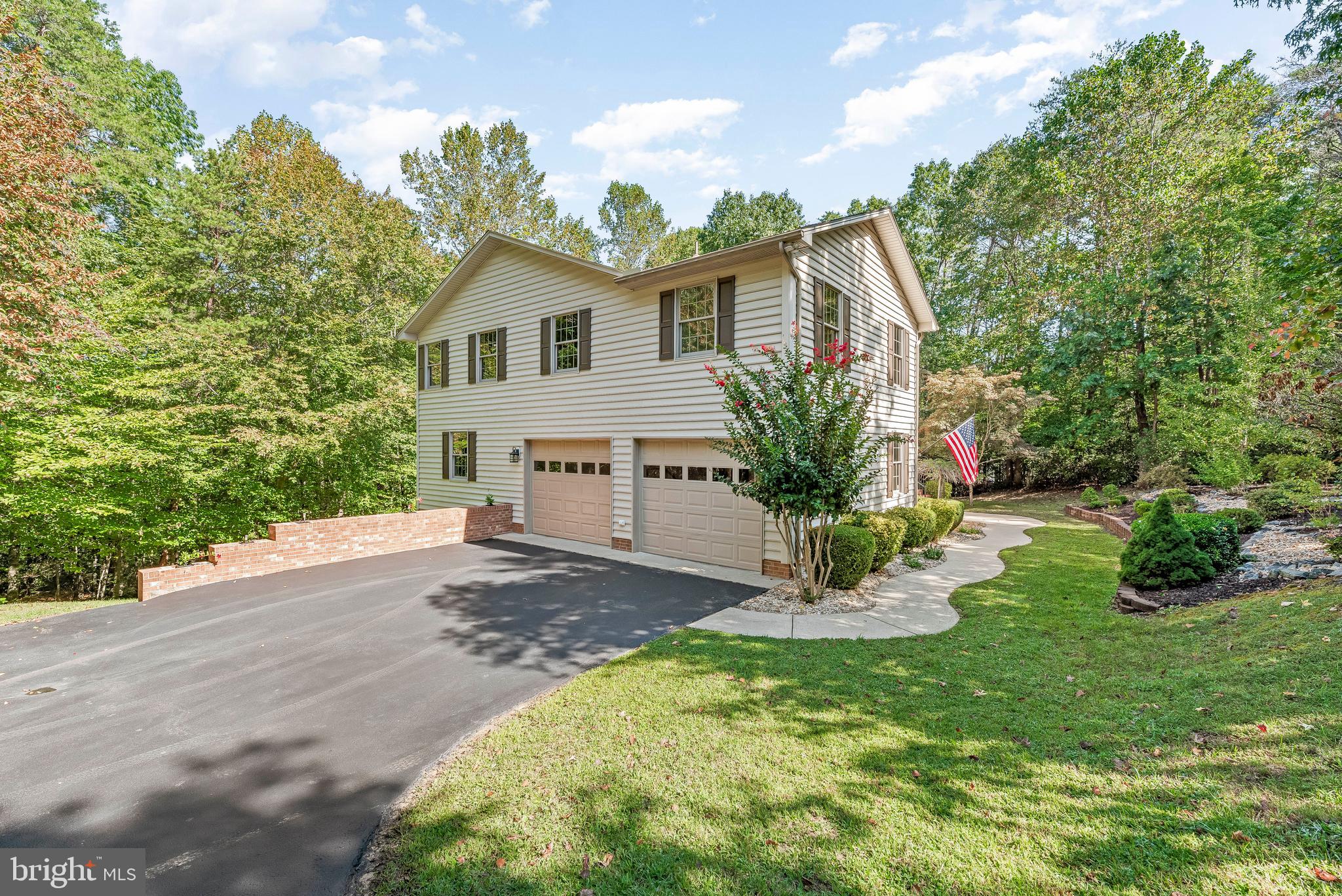 24589 BATEMAN COURT