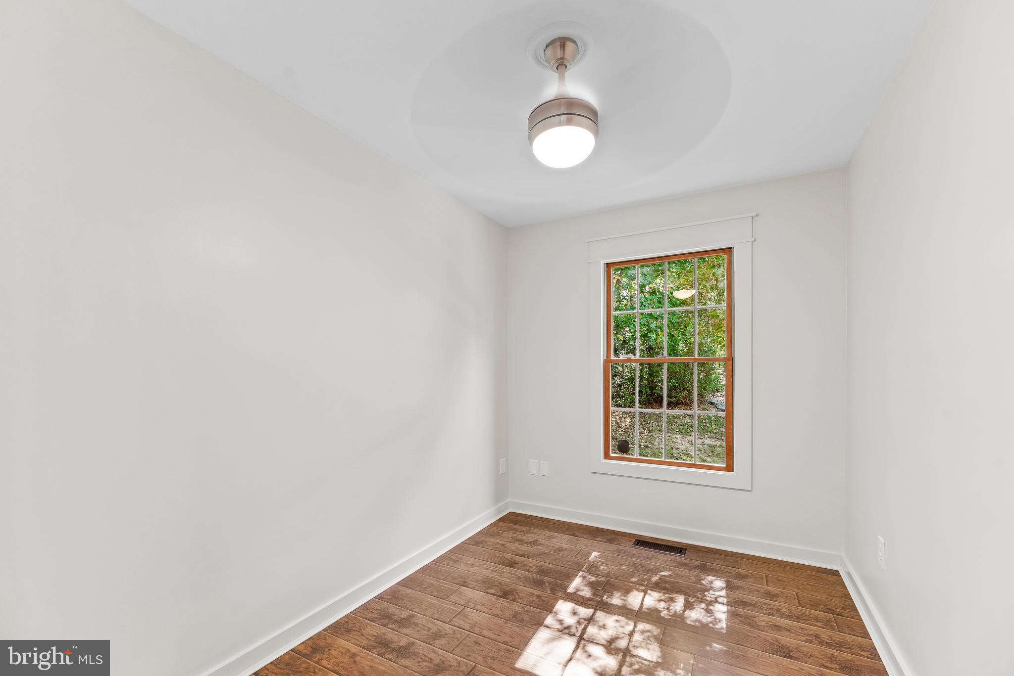 24589 BATEMAN COURT