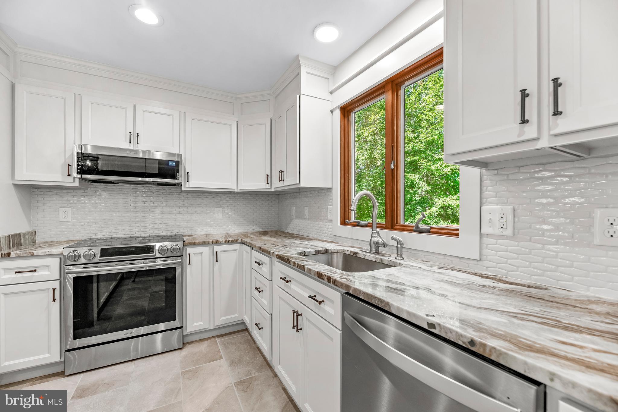 24589 BATEMAN COURT