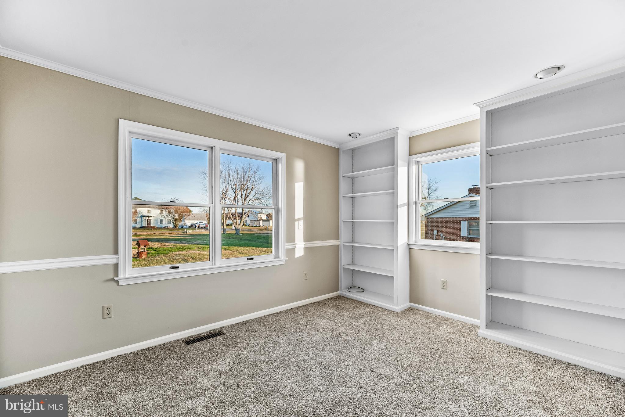 1690 FERRY POINT COURT