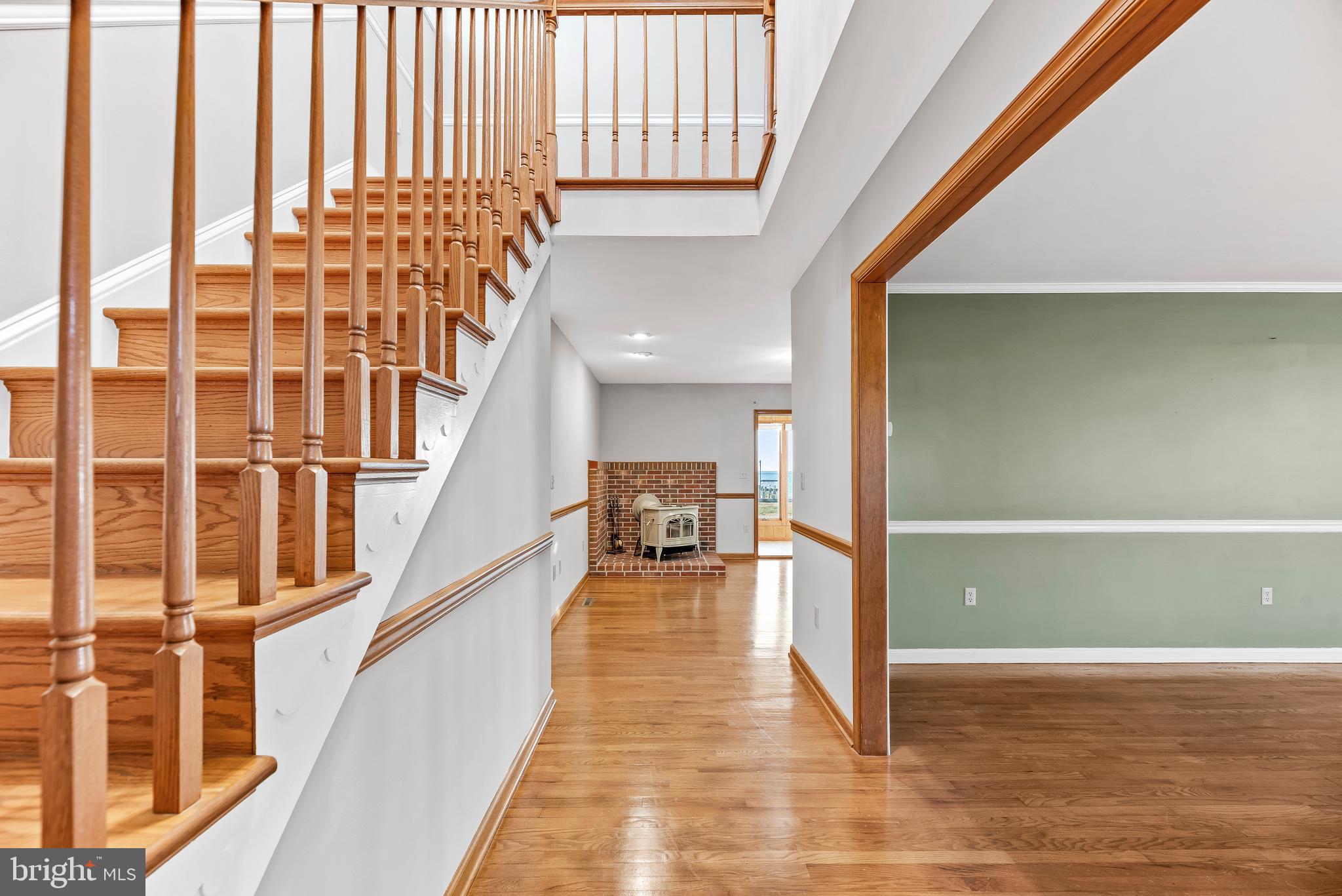 1690 FERRY POINT COURT