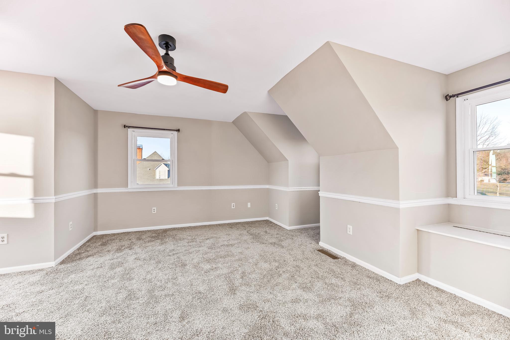 1690 FERRY POINT COURT