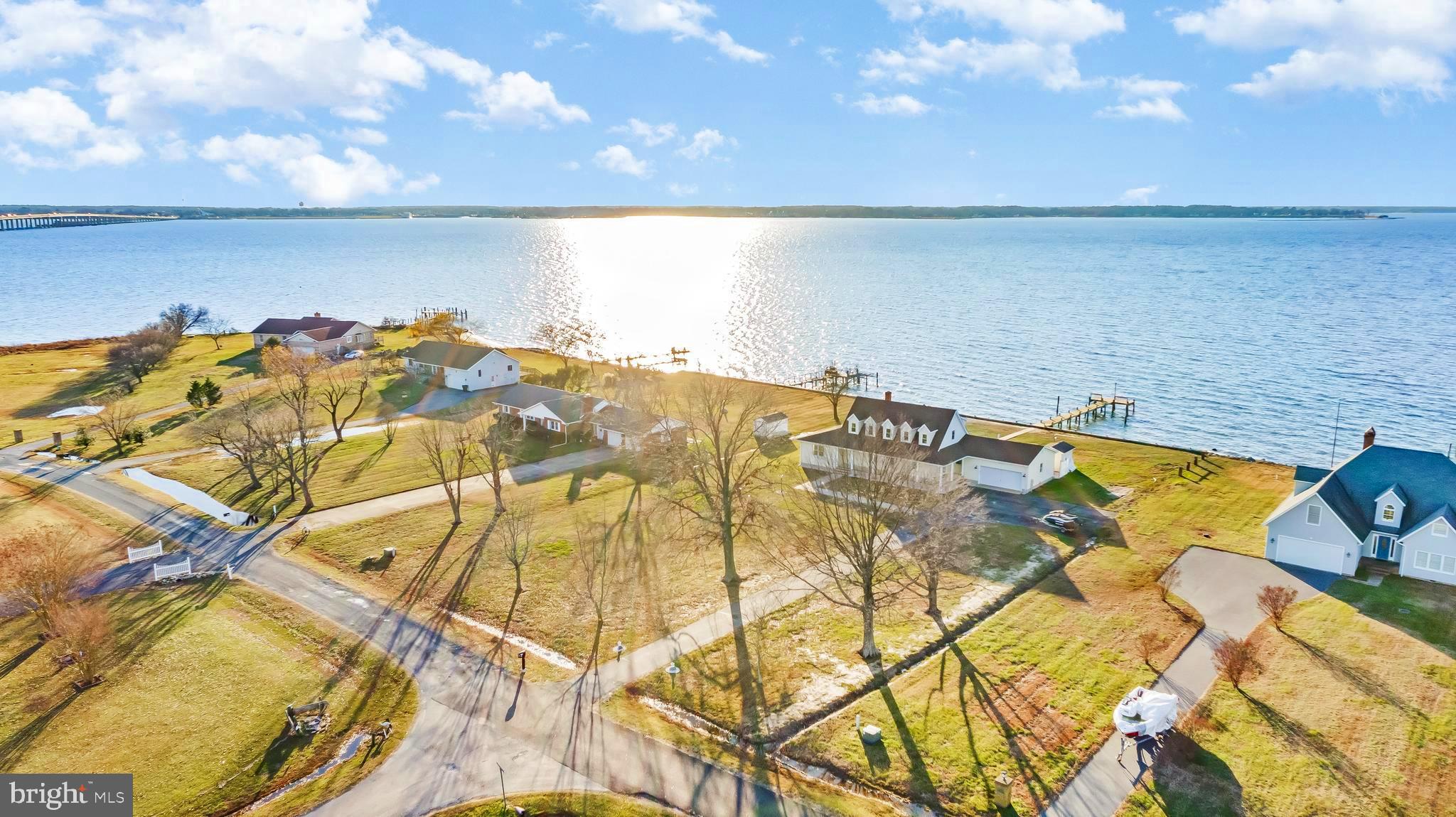 1690 FERRY POINT COURT