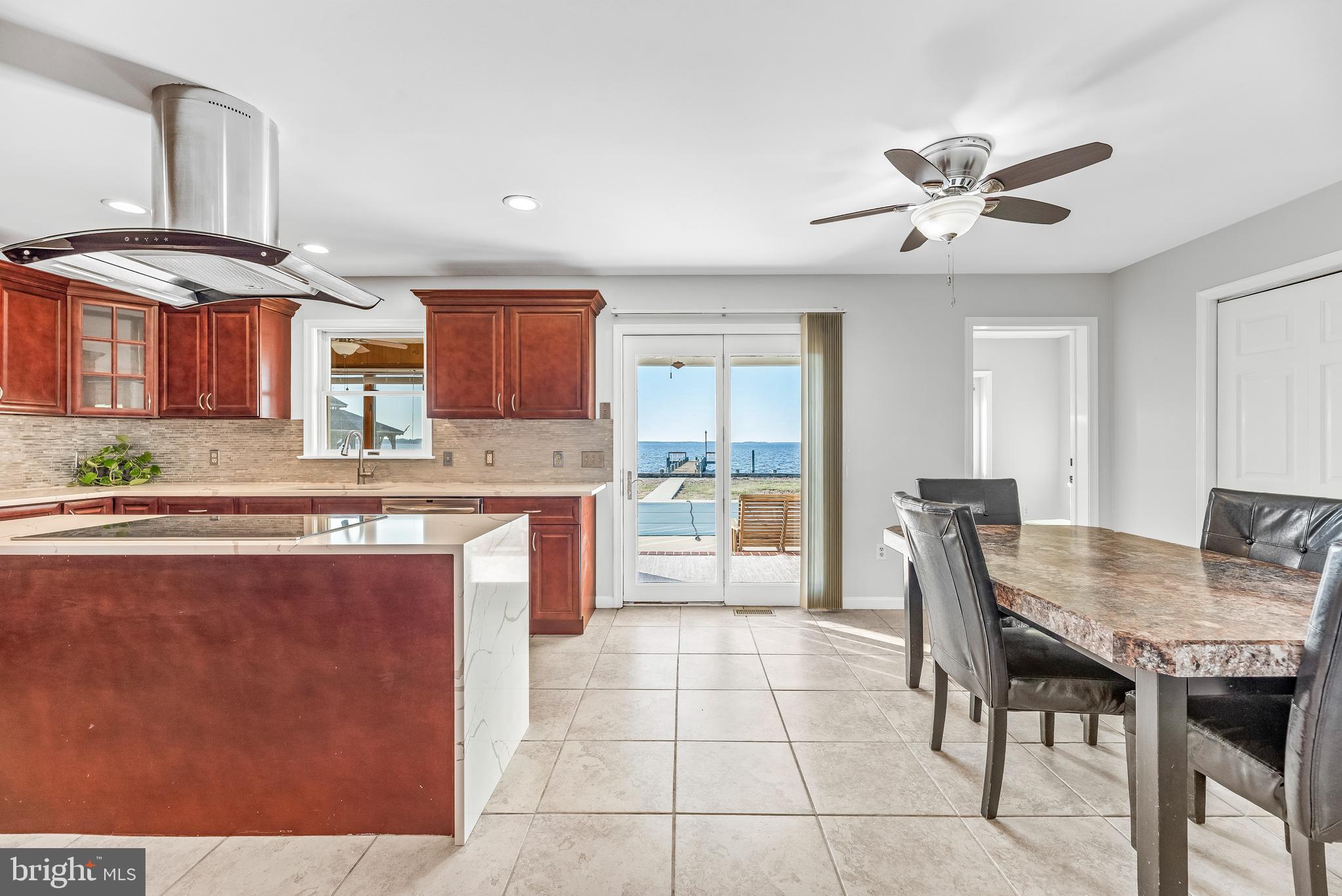 1690 FERRY POINT COURT