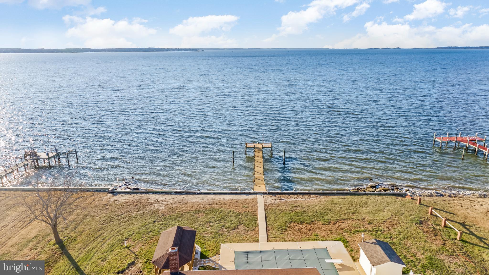 1690 FERRY POINT COURT