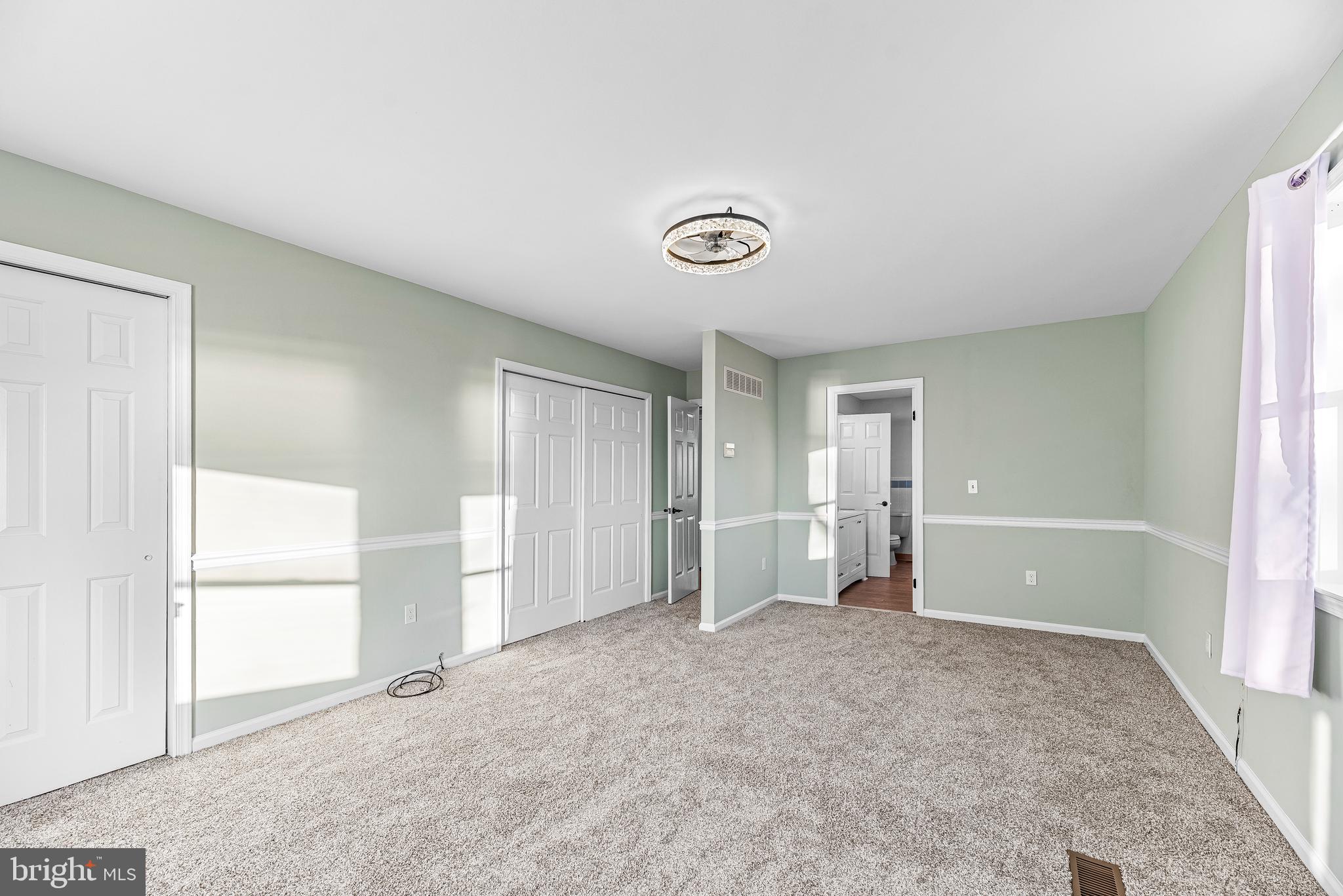 1690 FERRY POINT COURT