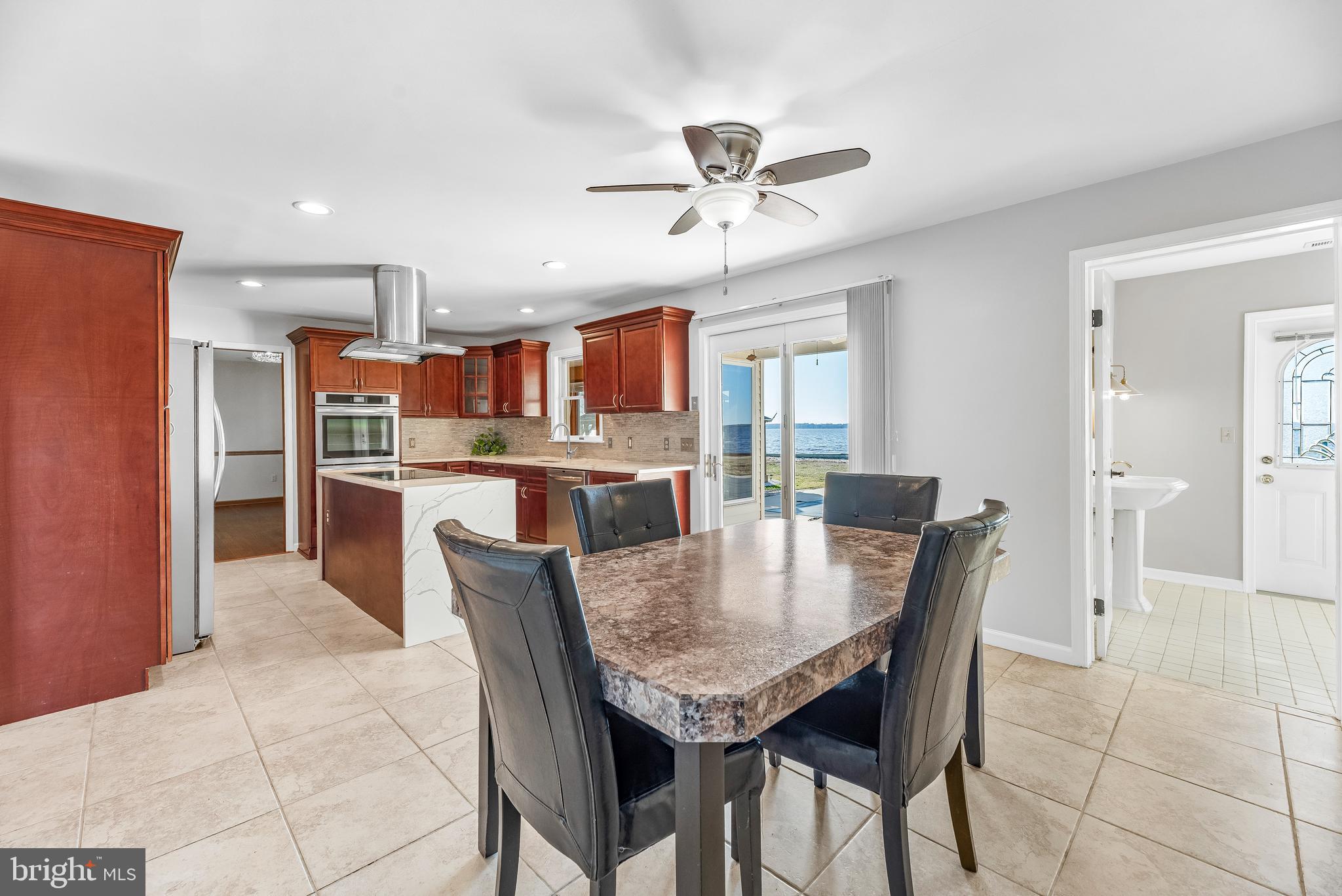 1690 FERRY POINT COURT