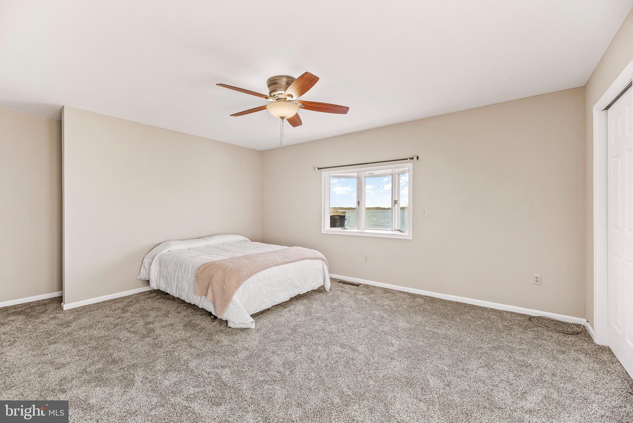1690 FERRY POINT COURT