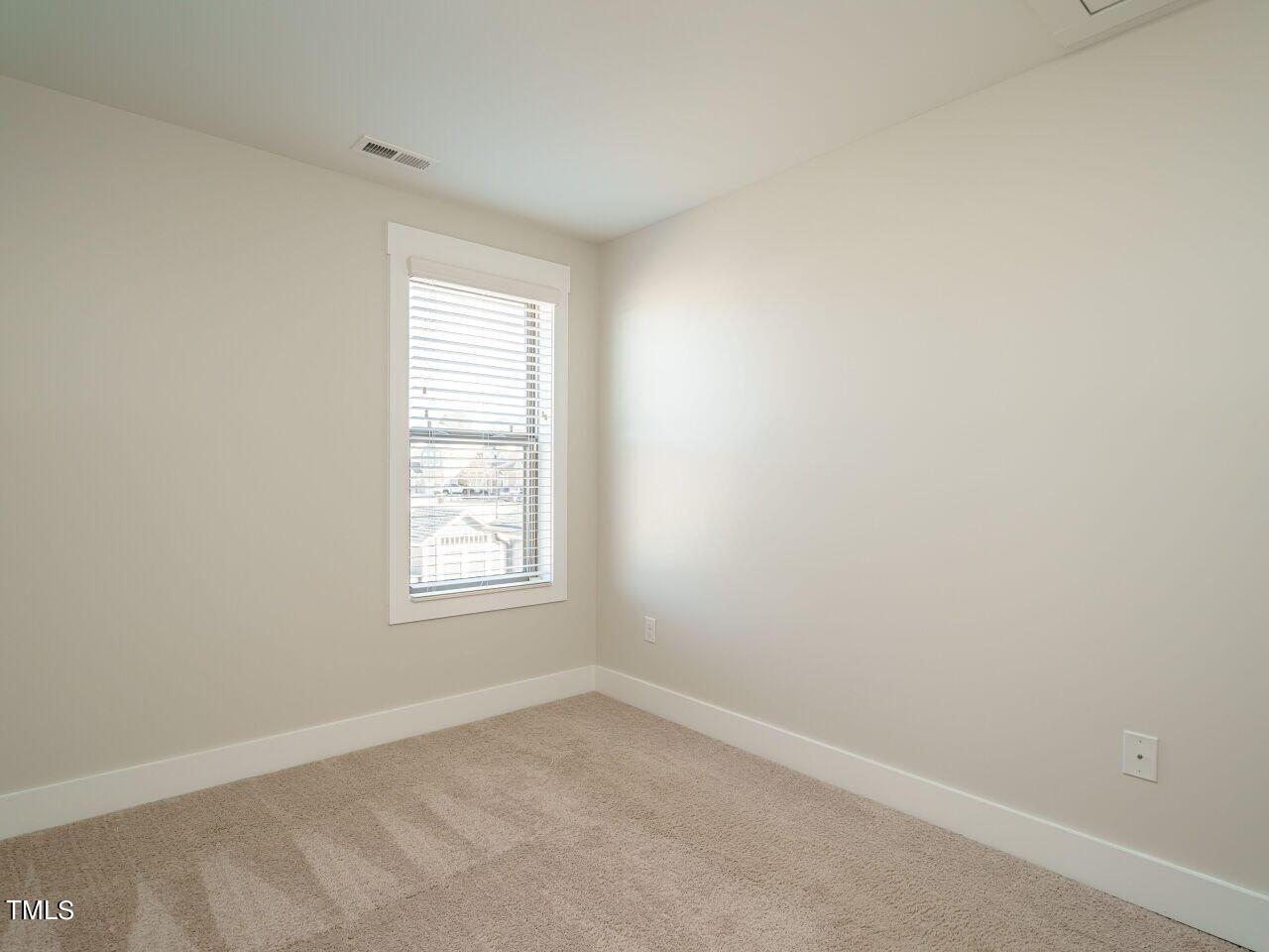 636 Groveview Wynd