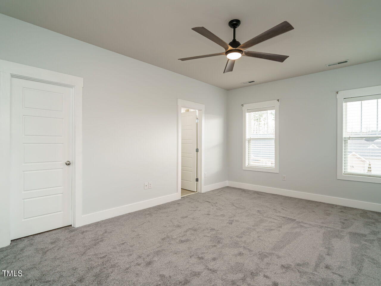 832 Groveview Wynd