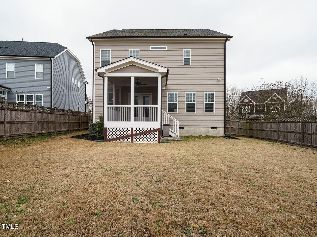832 Groveview Wynd
