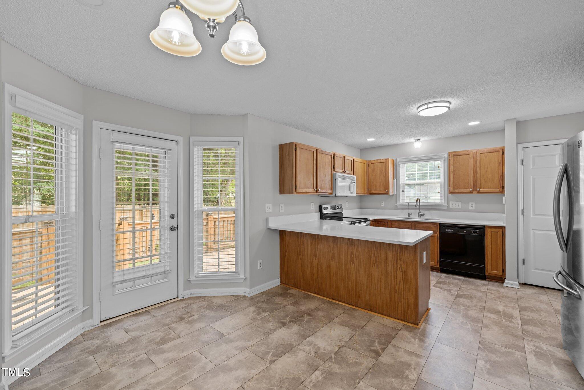 5425 Covington Cross Drive