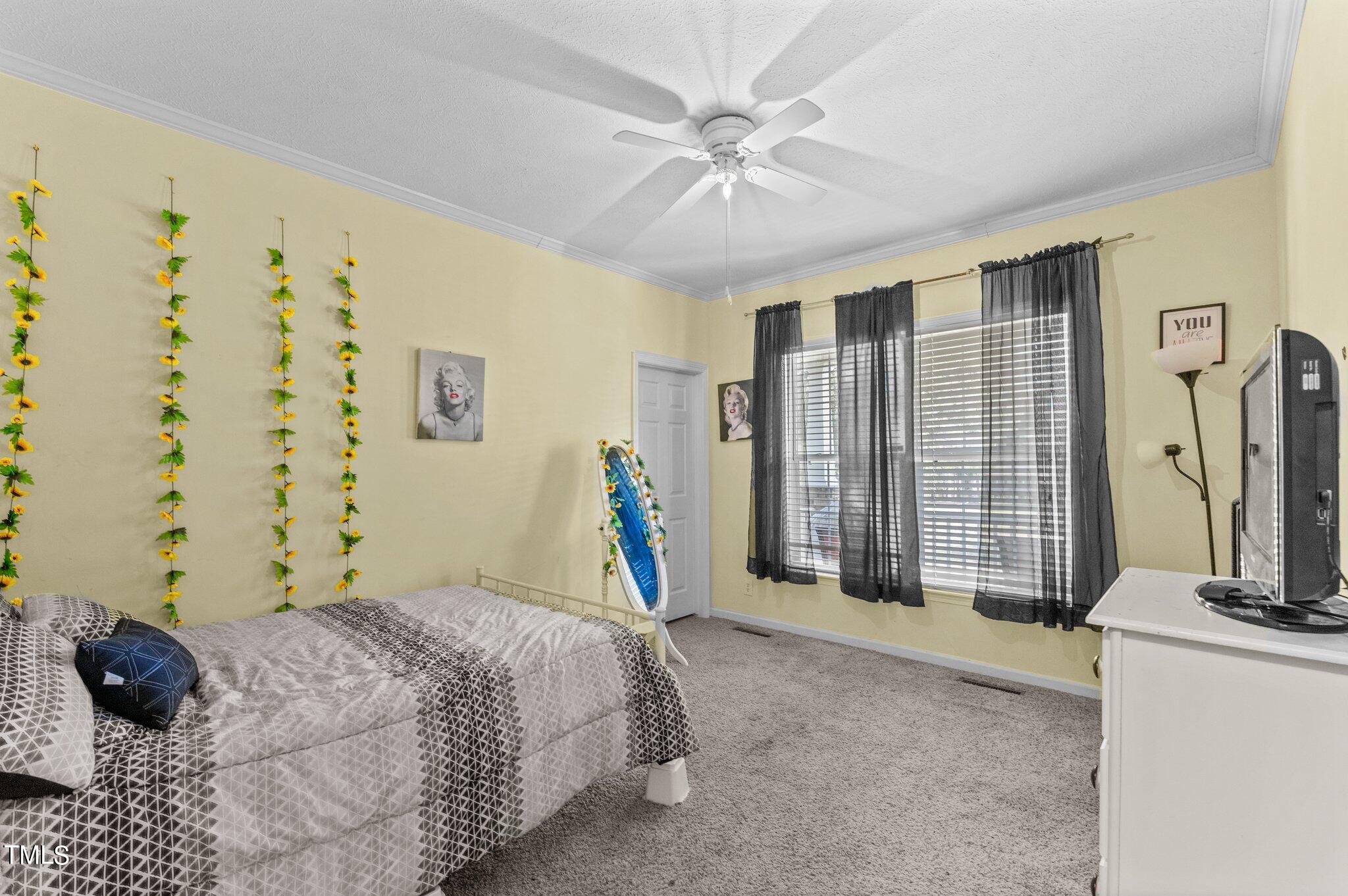 112 Rex Place