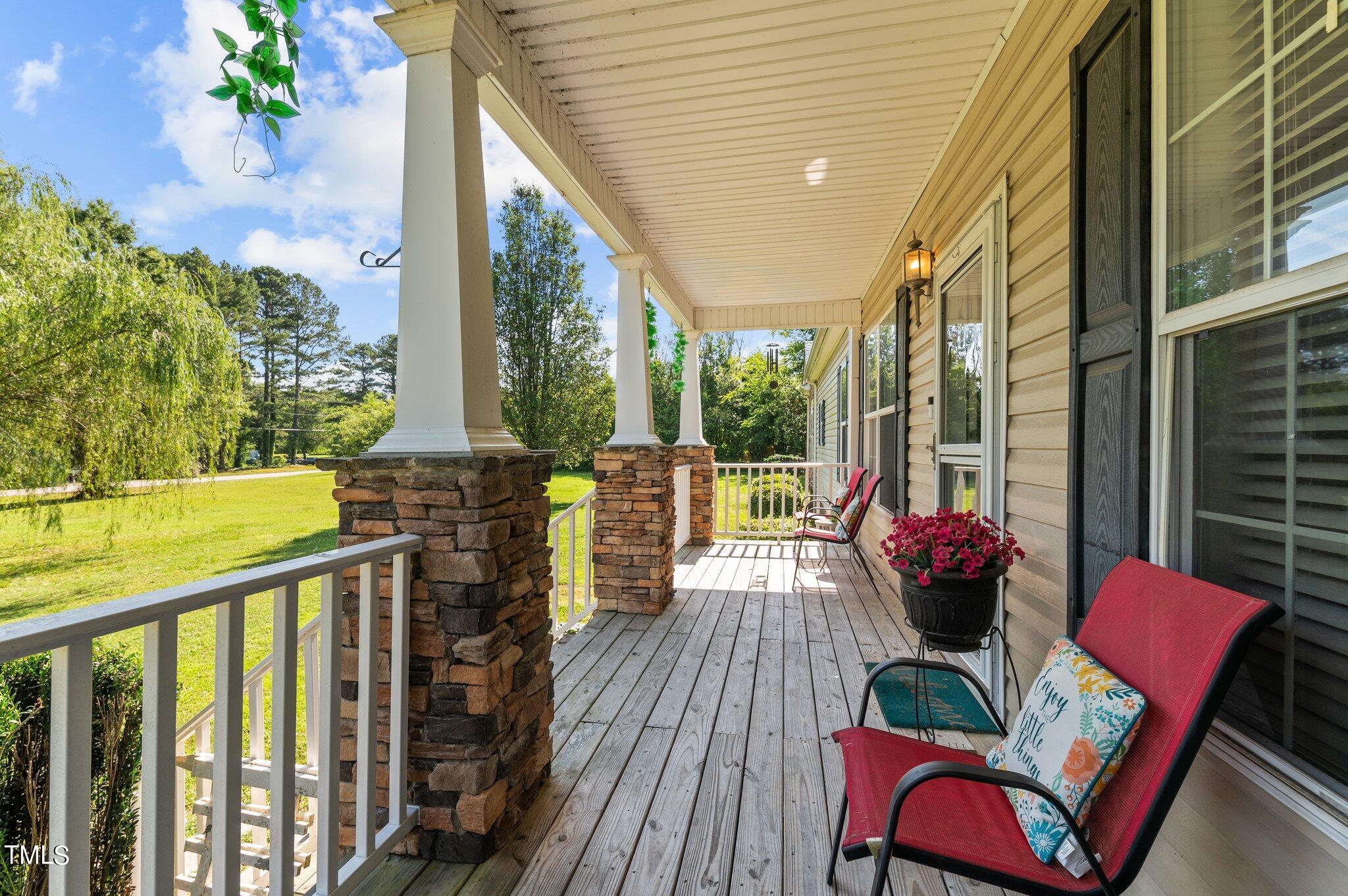 112 Rex Place
