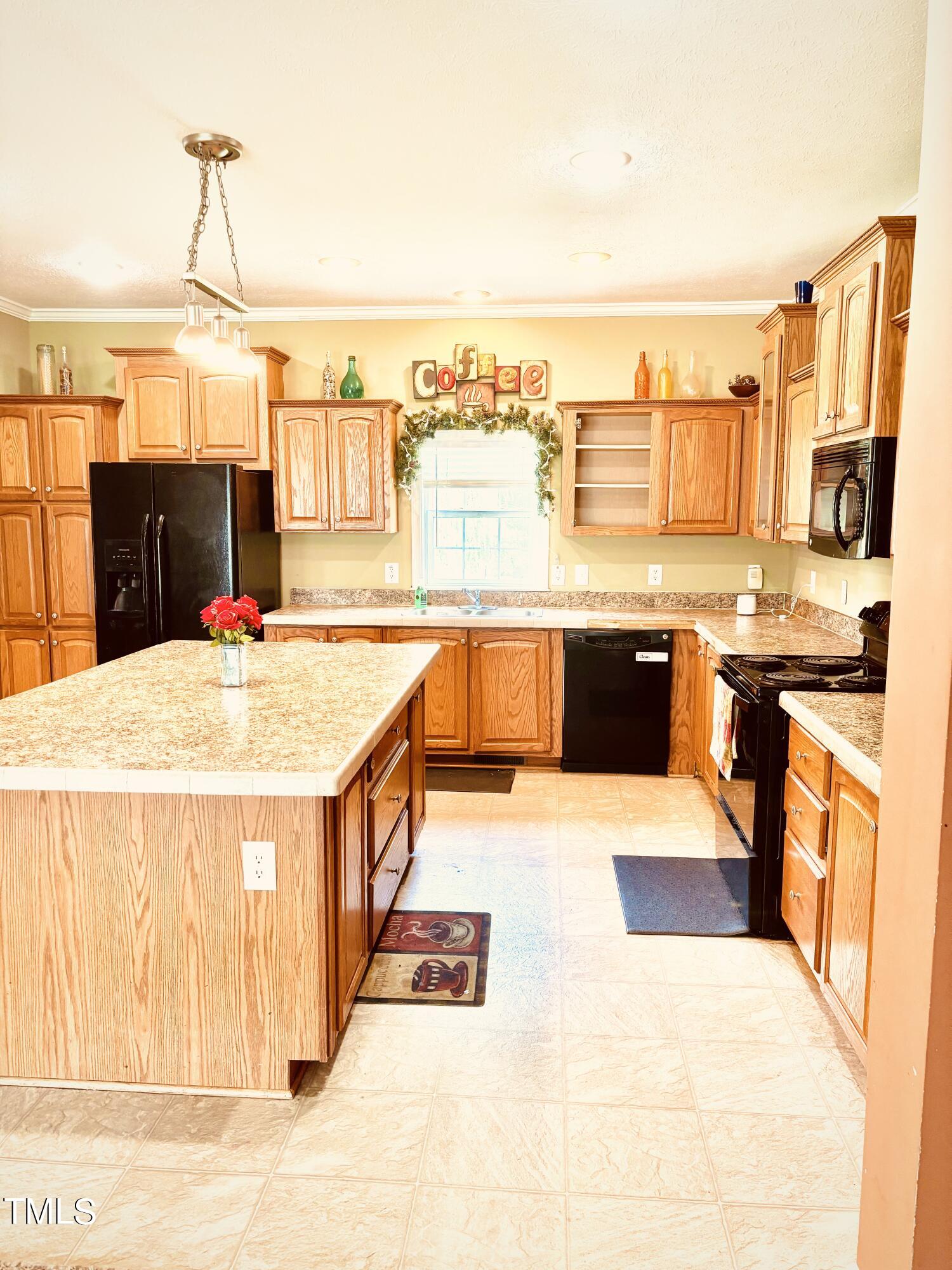 112 Rex Place