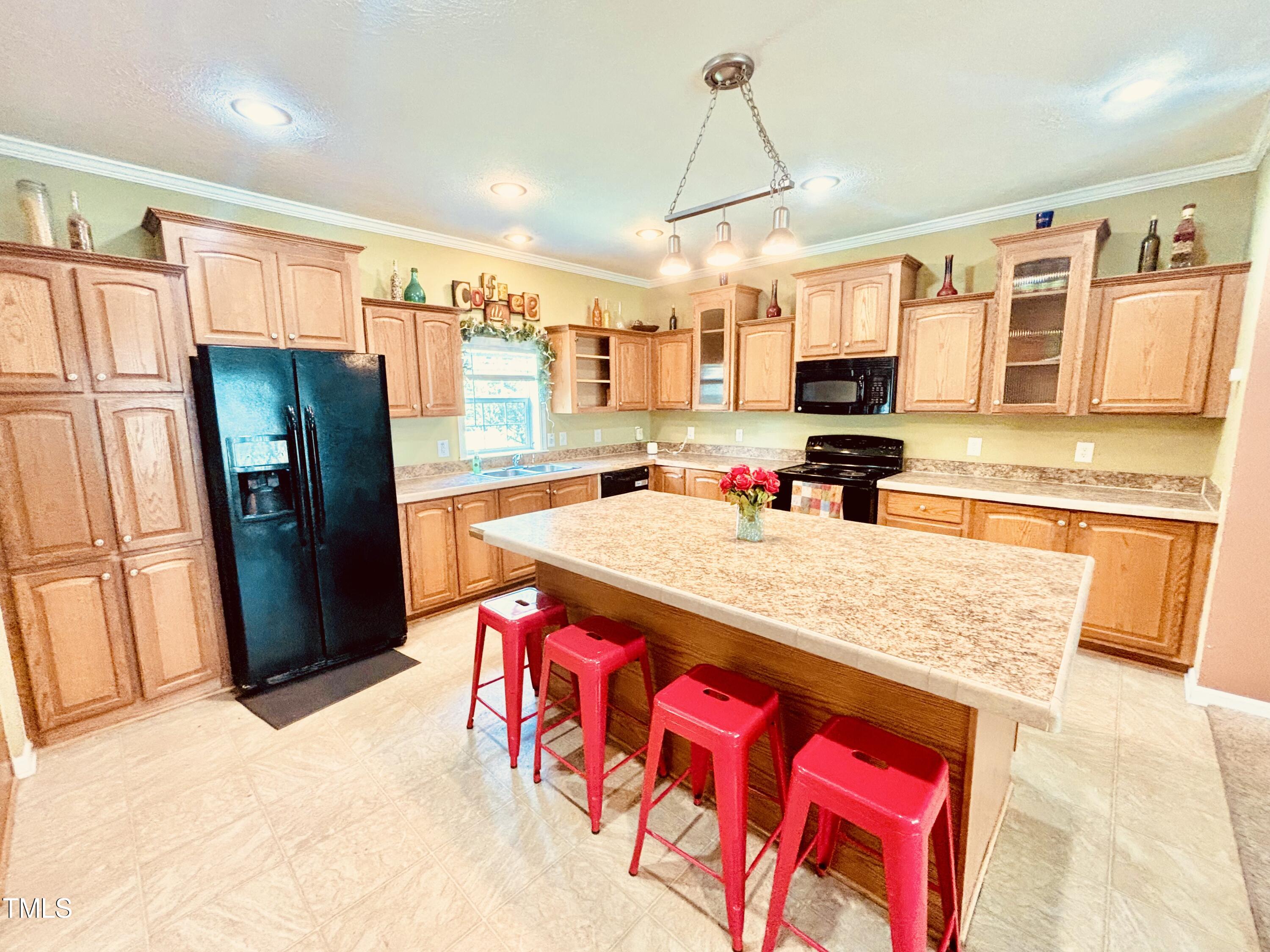 112 Rex Place