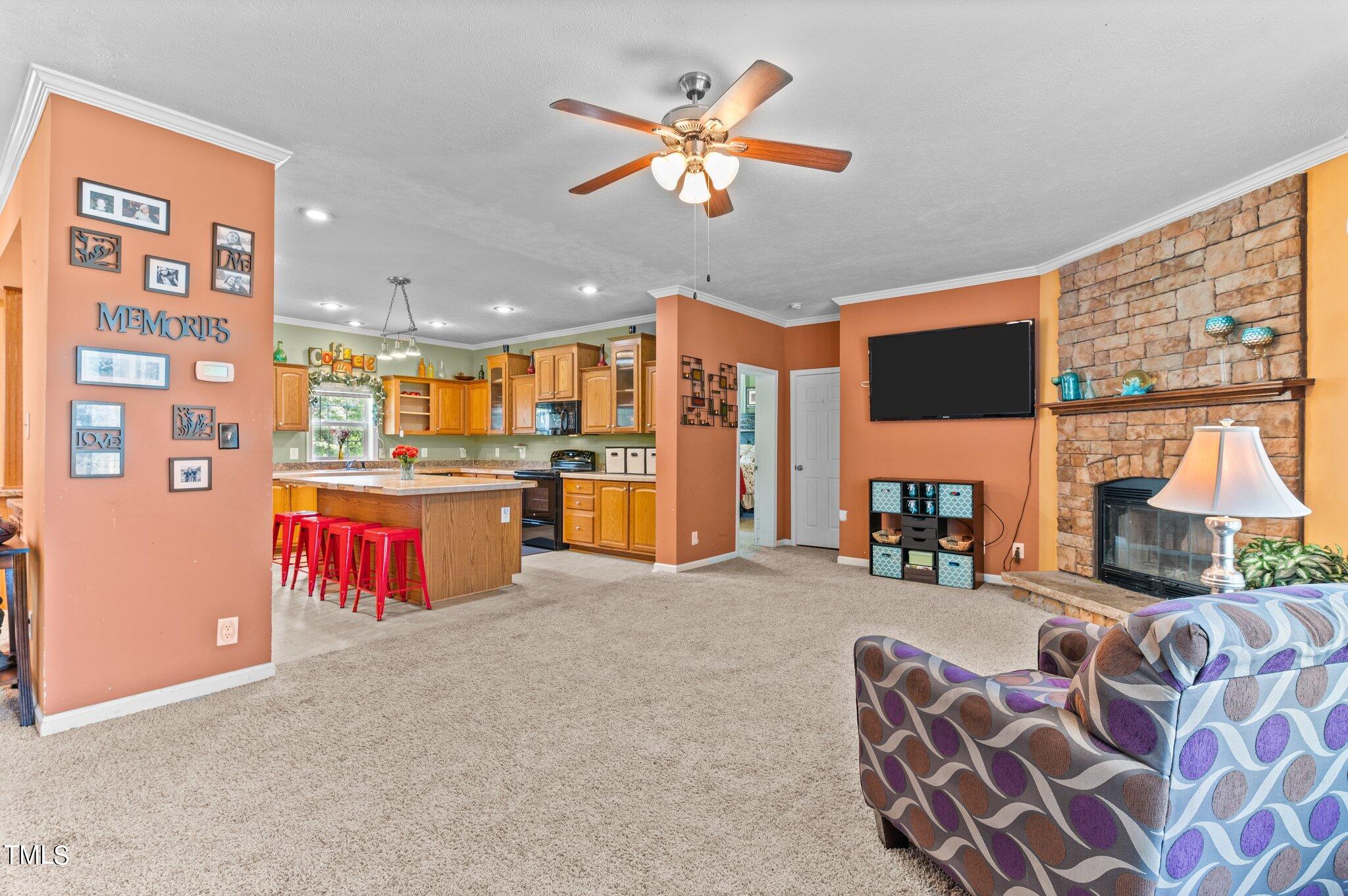 112 Rex Place