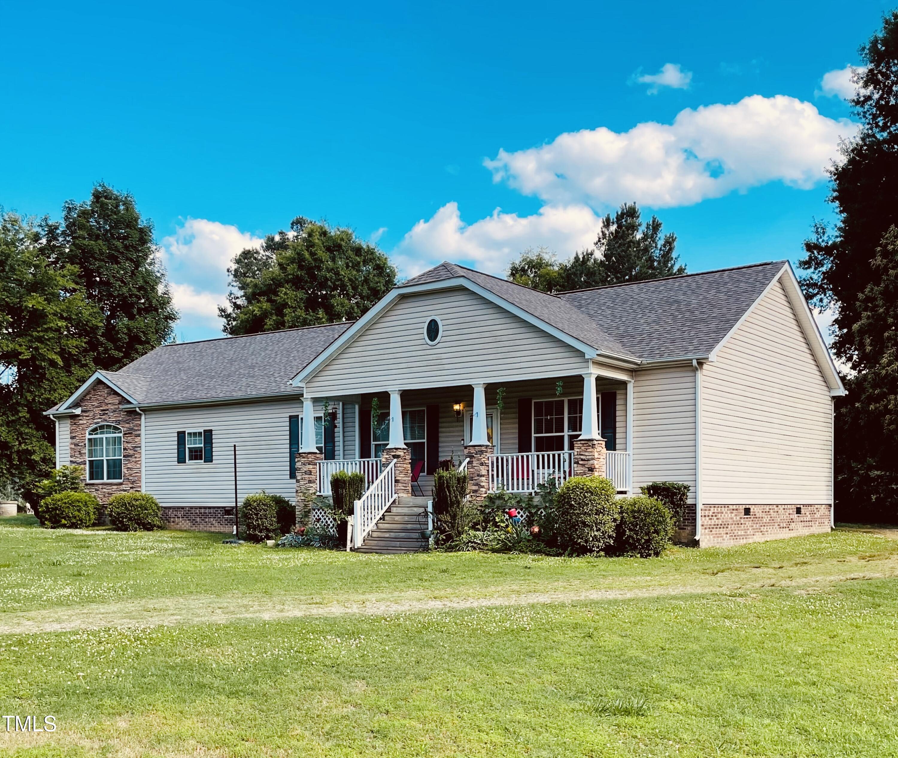 112 Rex Place
