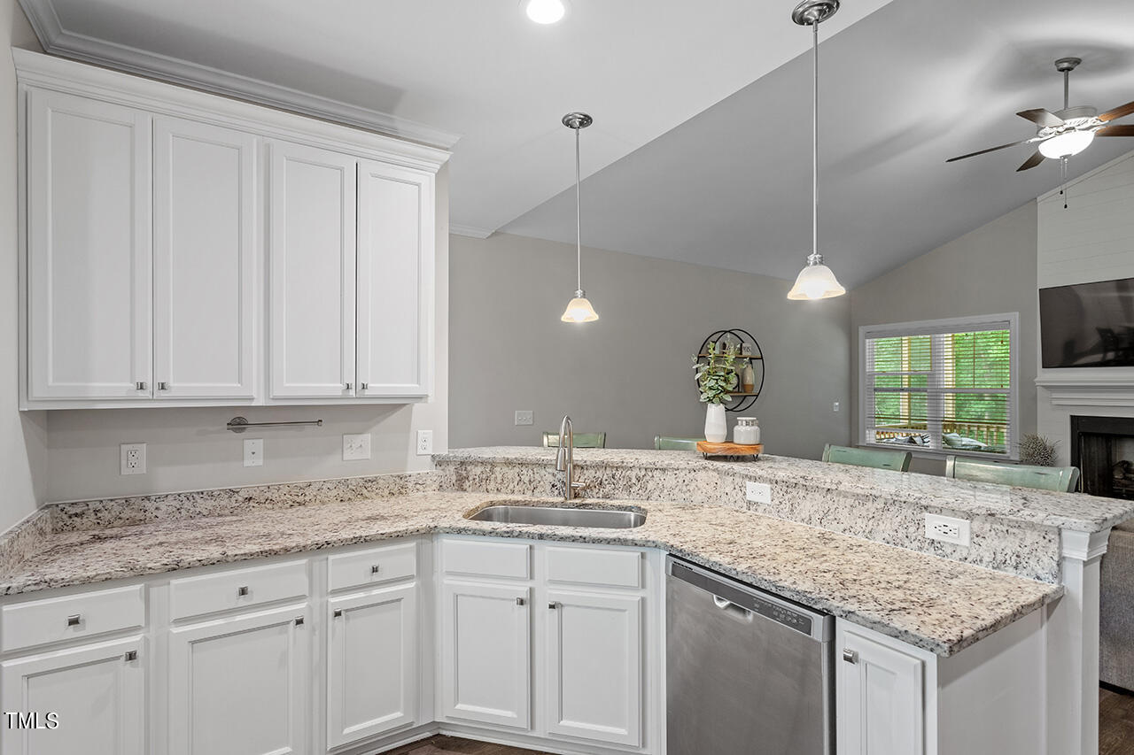 71 Amaryllis Court