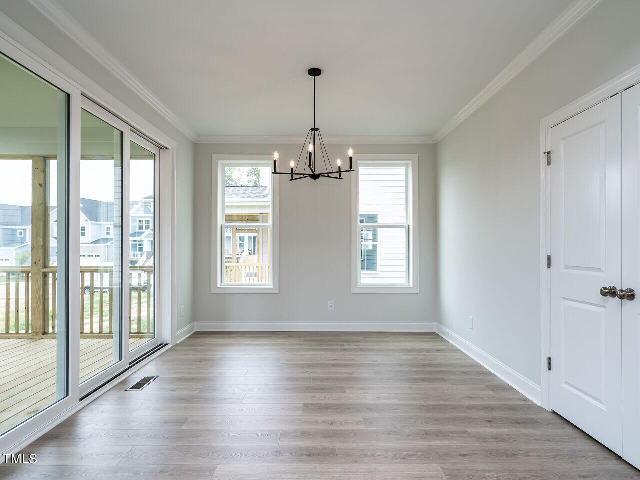 104 Noble Deer Way