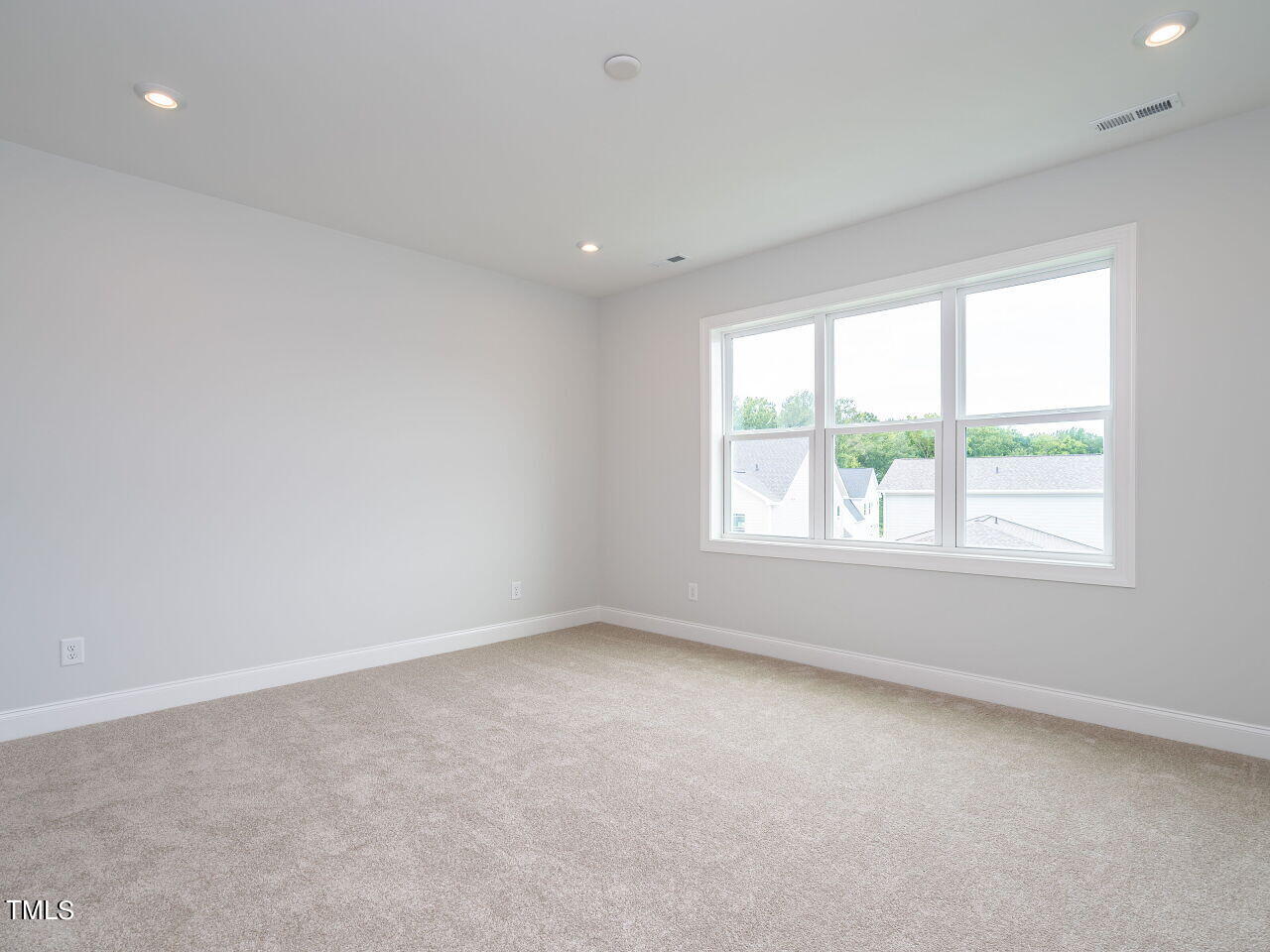 104 Noble Deer Way