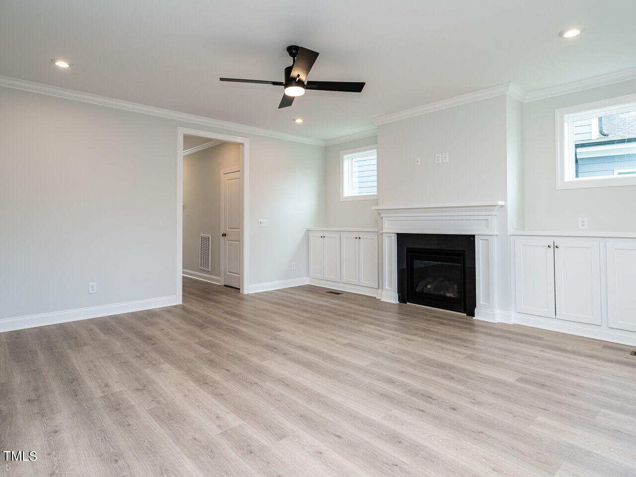 104 Noble Deer Way
