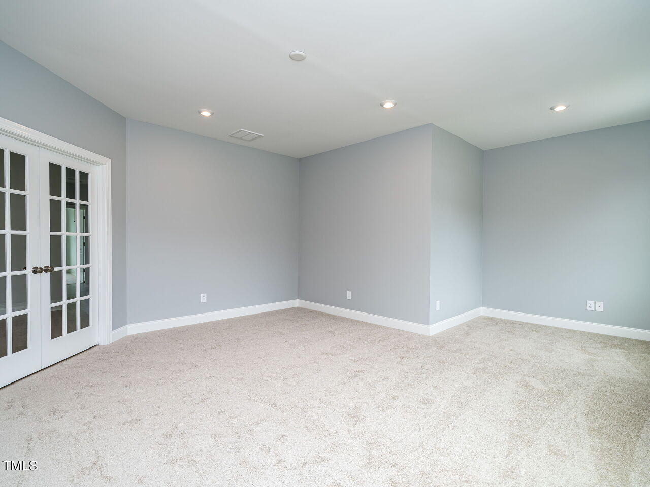 104 Noble Deer Way