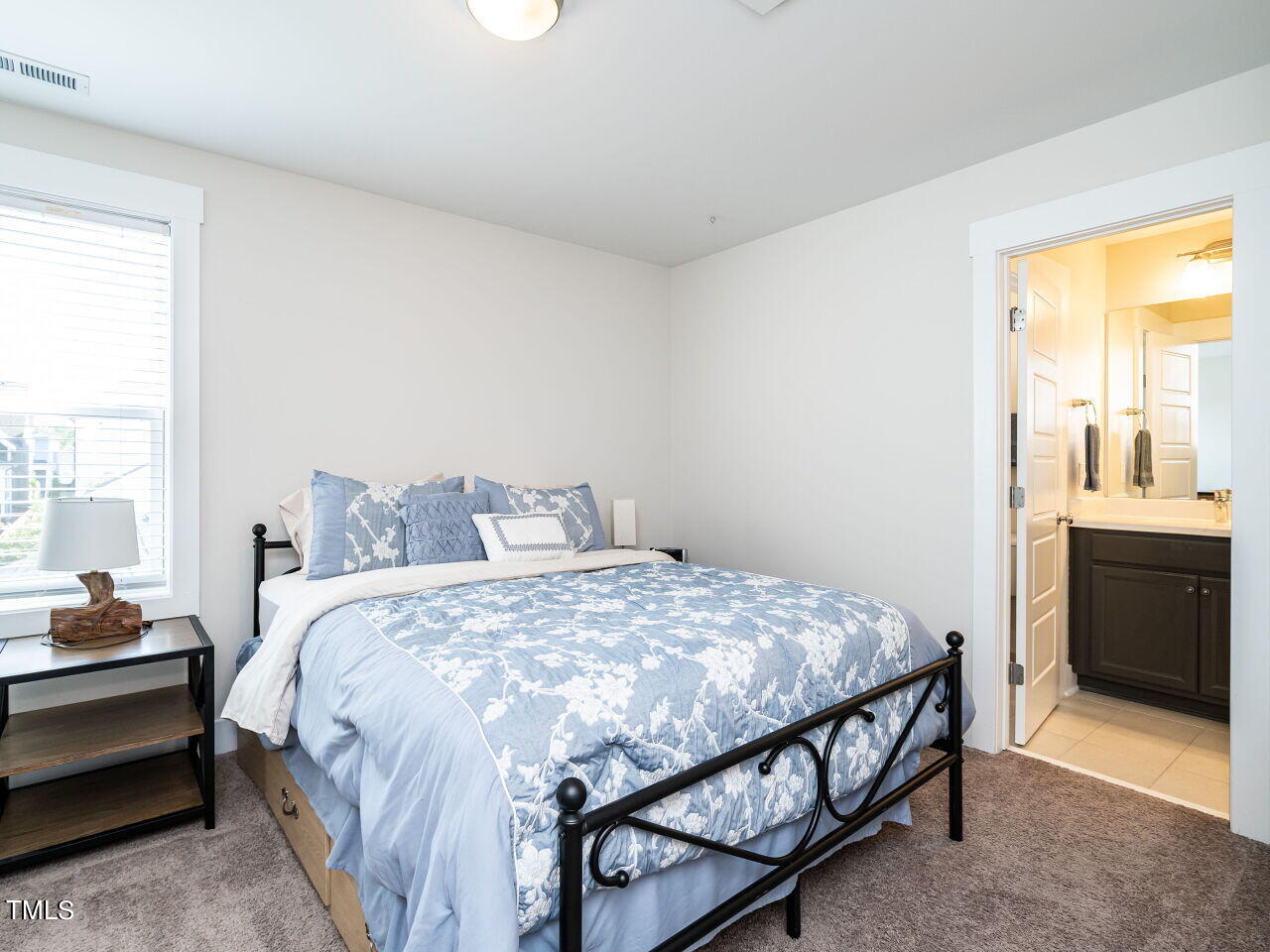 632 Groveview Wynd